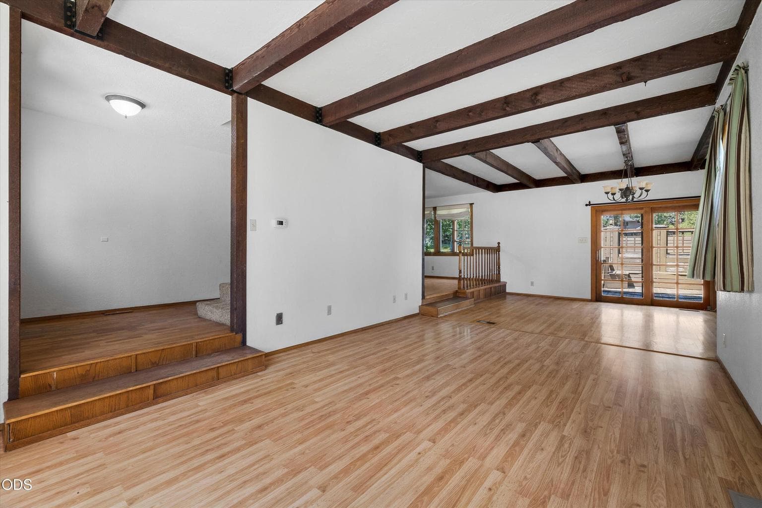 Photo of 60325 Woodside Road 6 of 40