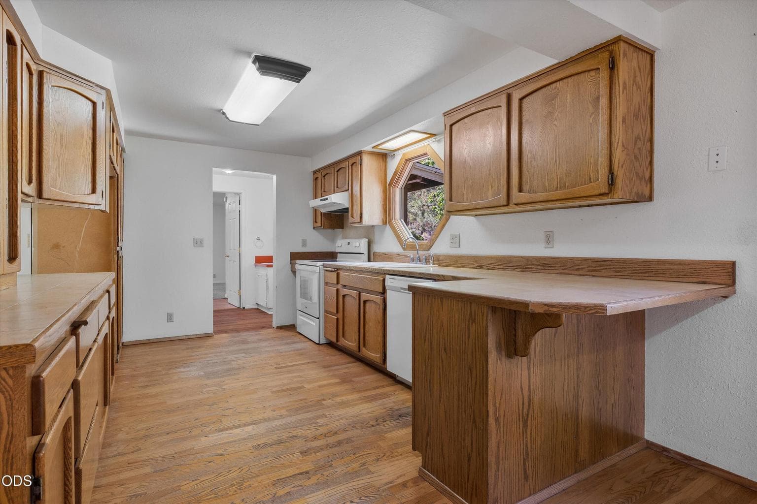 Photo of 60325 Woodside Road 11 of 40