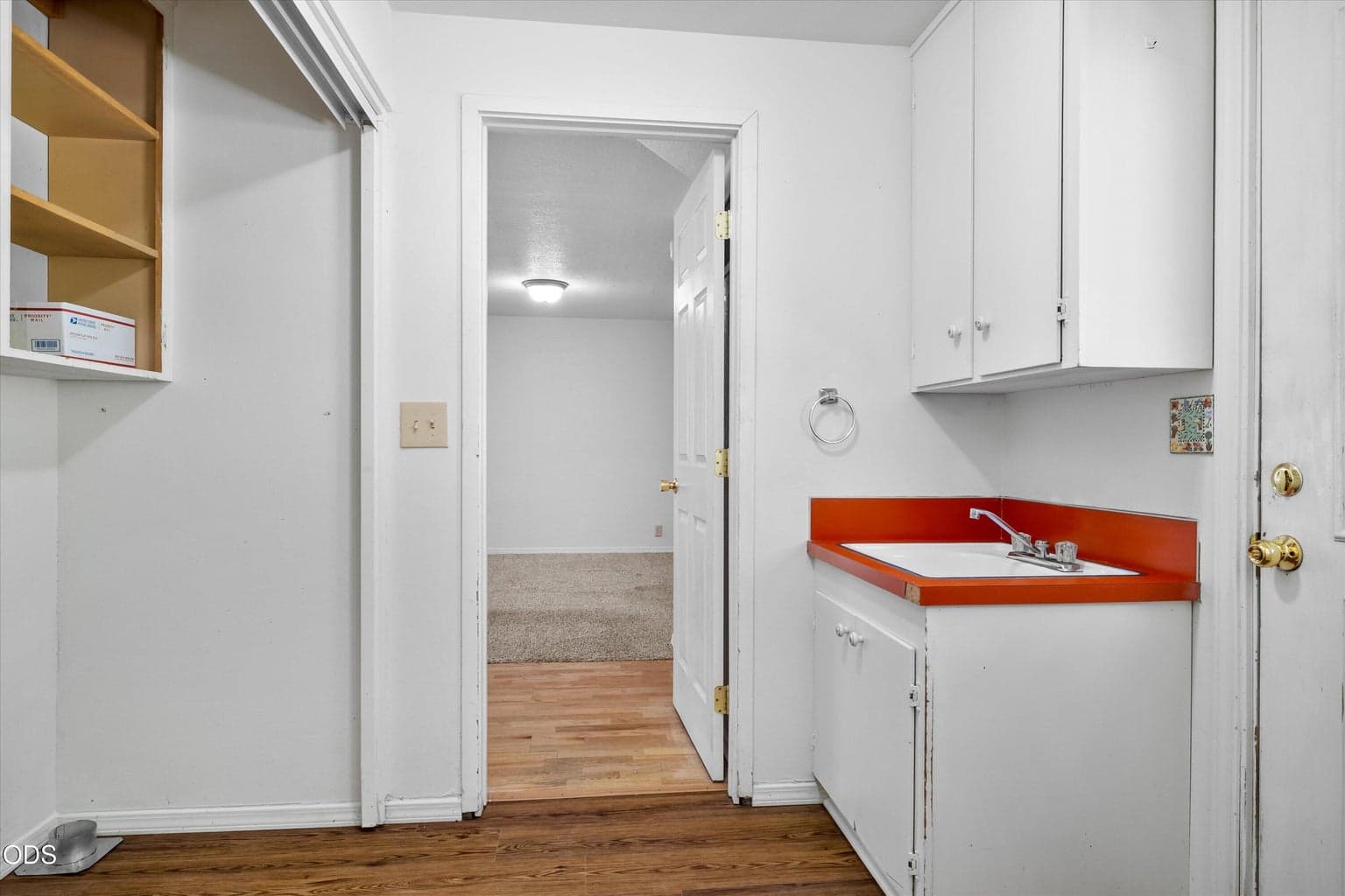 Photo of 60325 Woodside Road 13 of 40