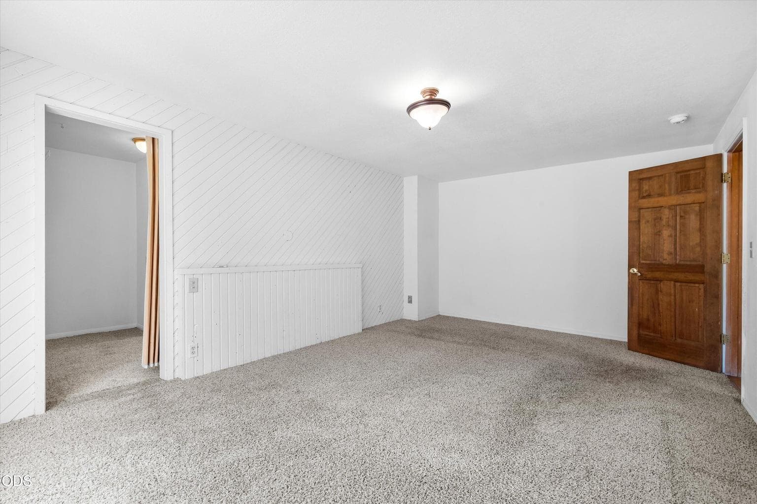 Photo of 60325 Woodside Road 17 of 40