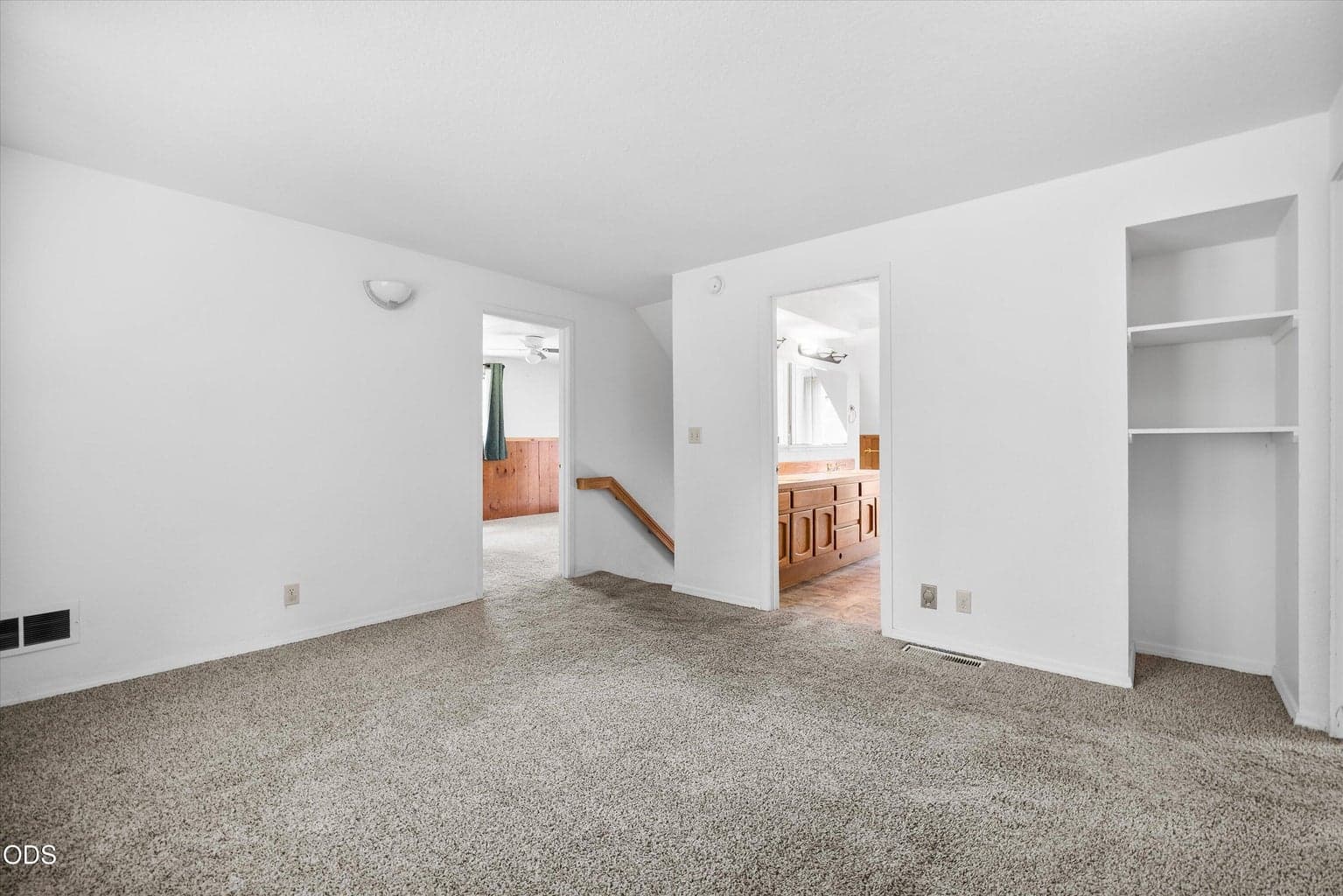 Photo of 60325 Woodside Road 22 of 40