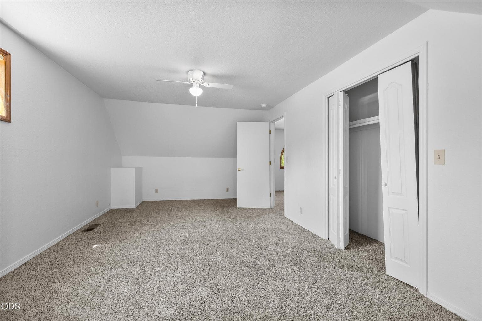 Photo of 60325 Woodside Road 28 of 40