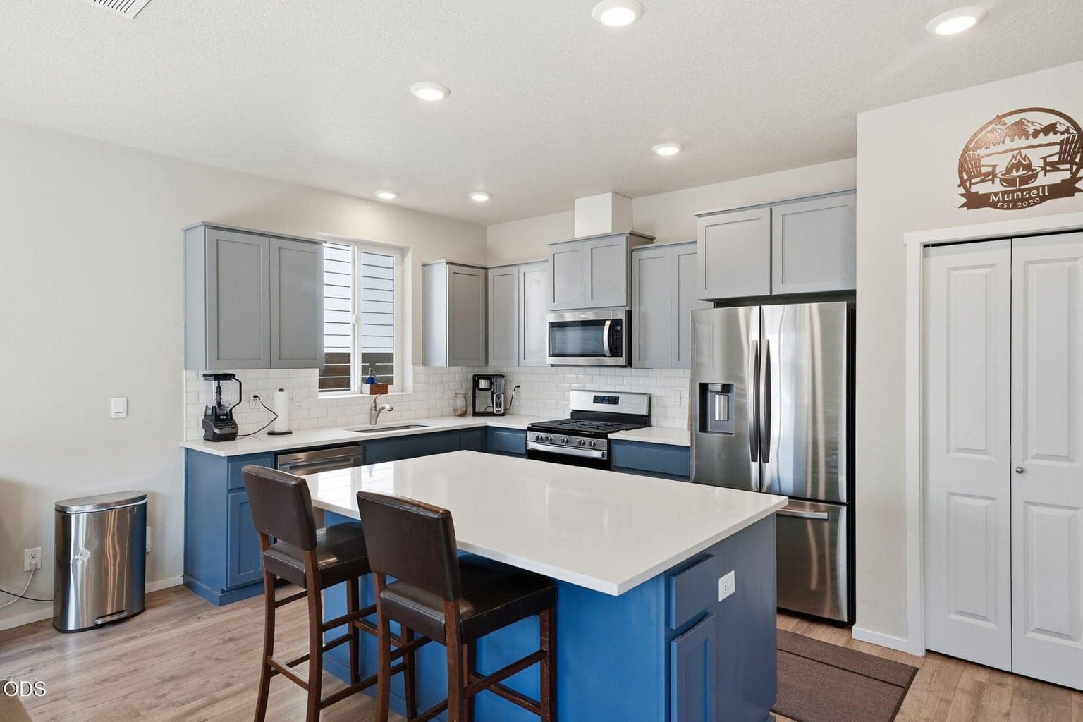 Photo of 20637 SE Nina Avenue 8 of 30