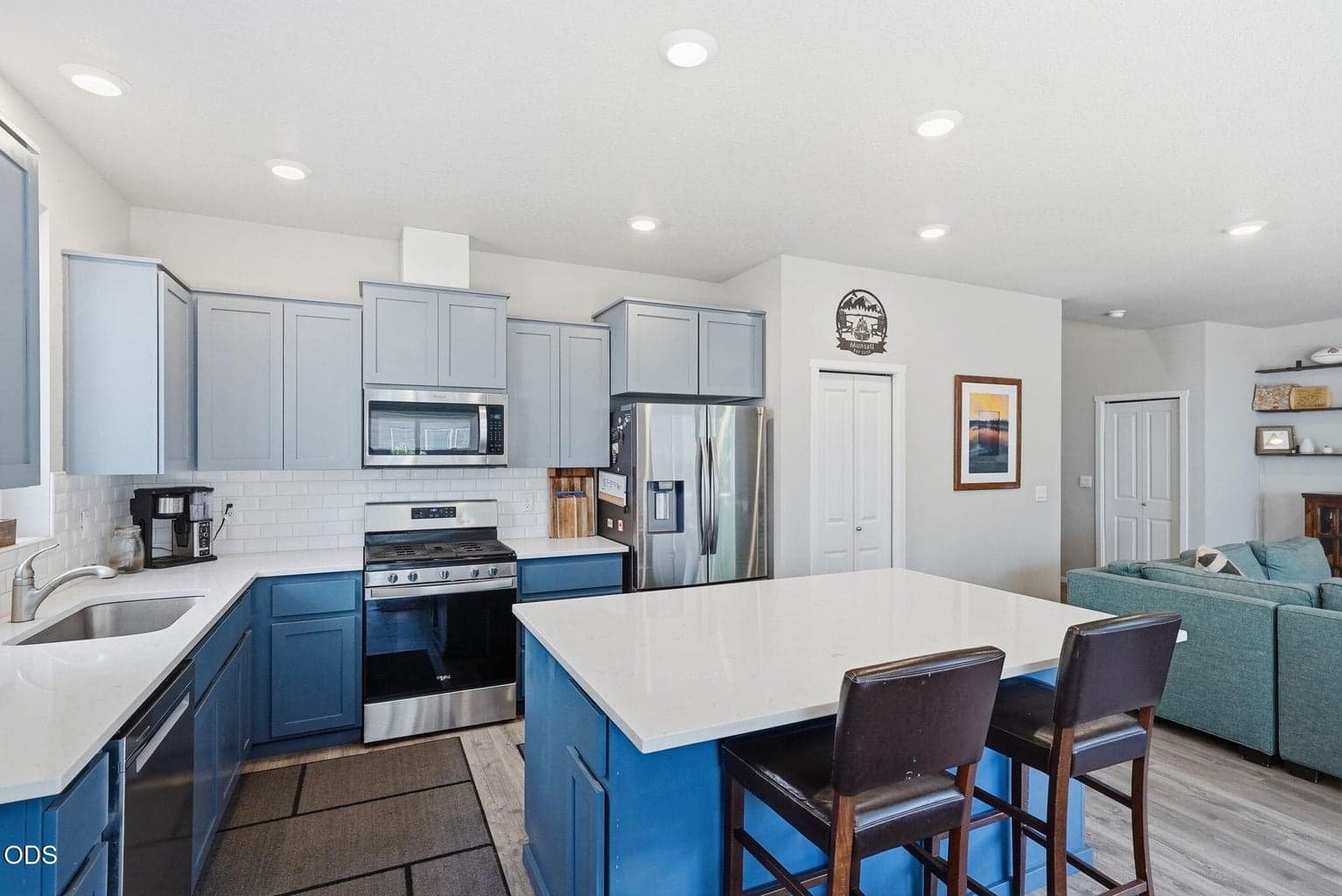Photo of 20637 SE Nina Avenue 9 of 30
