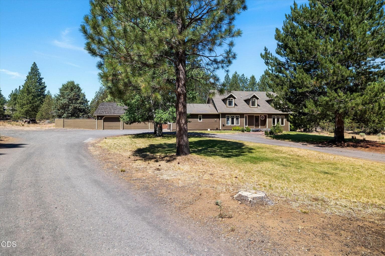 Photo of 60325 Woodside Road 39 of 40