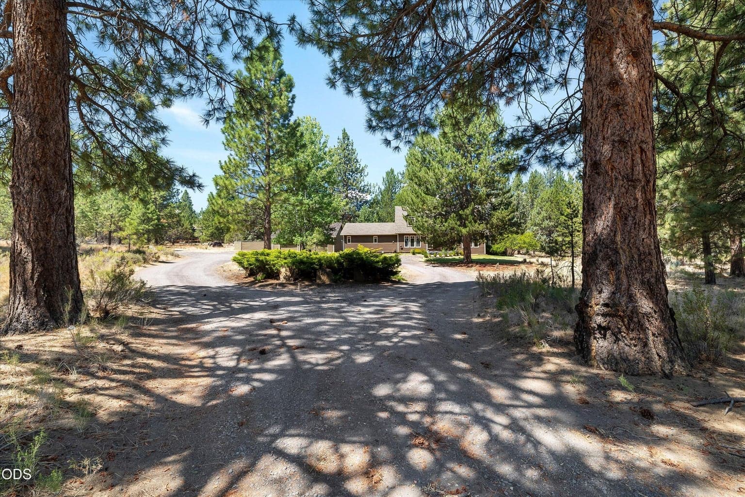 Photo of 60325 Woodside Road 40 of 40