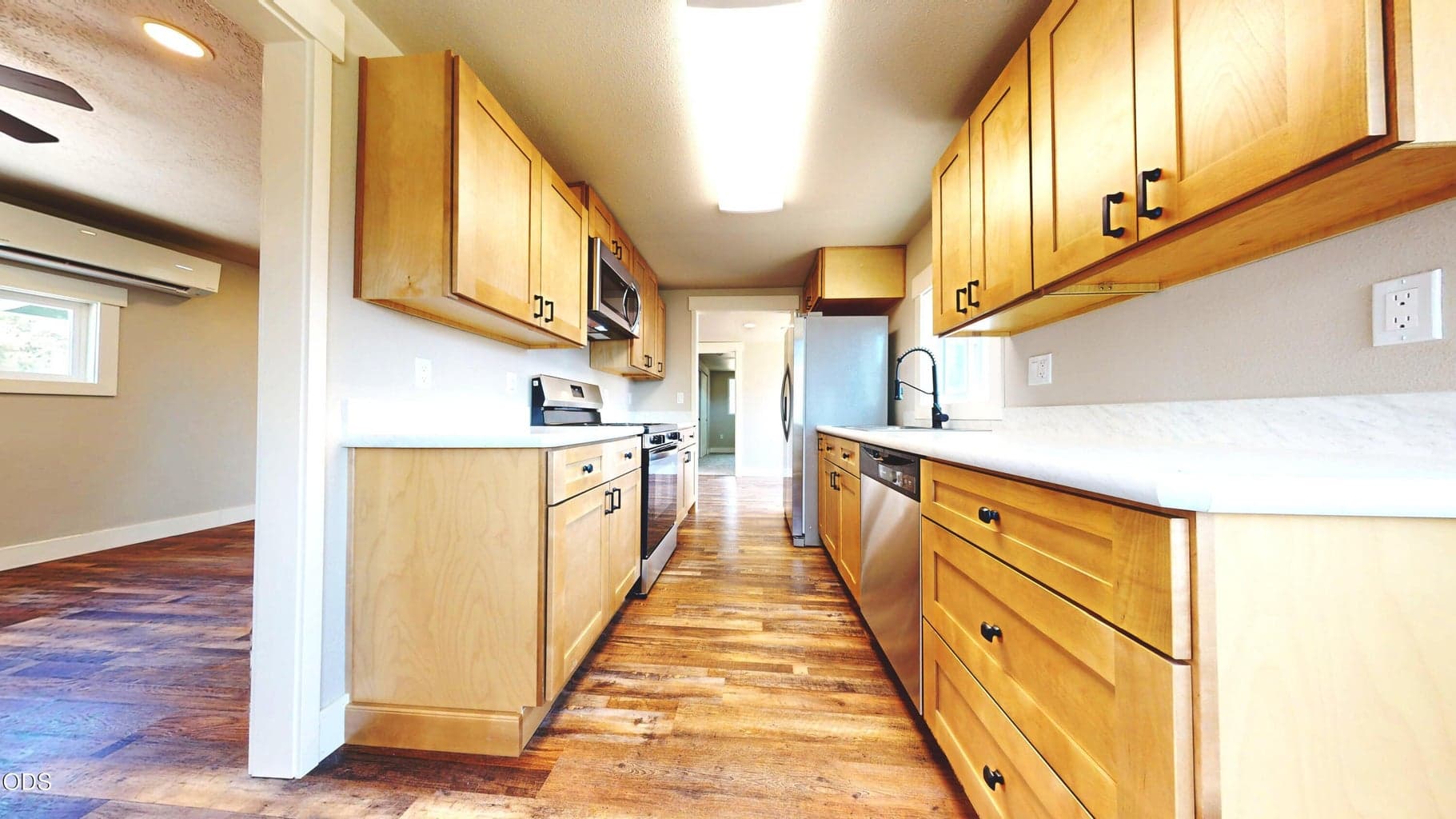 Photo of 11200 NW Nye Avenue 12 of 29
