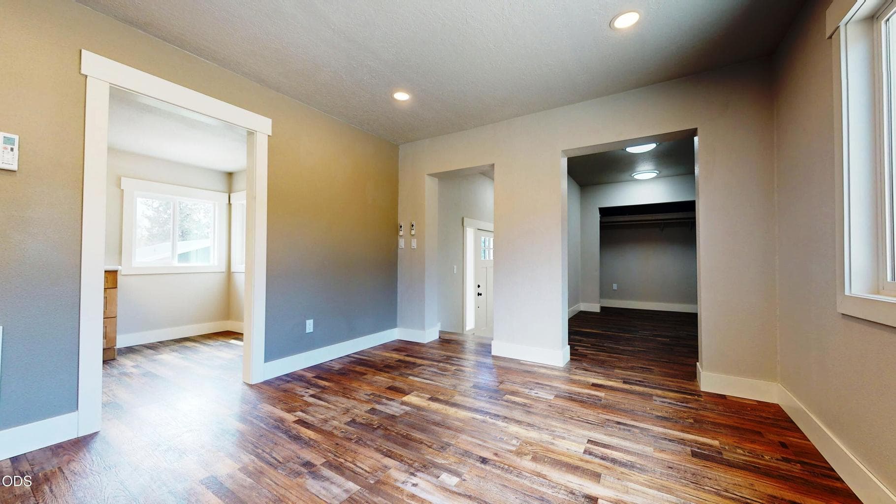 Photo of 11200 NW Nye Avenue 21 of 29