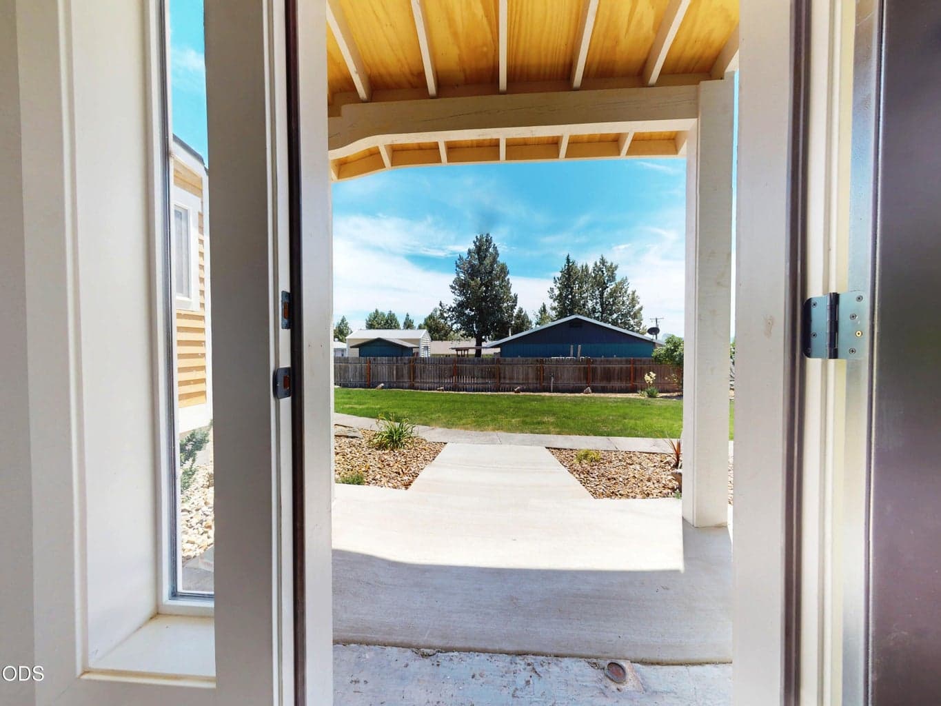 Photo of 11200 NW Nye Avenue 25 of 29