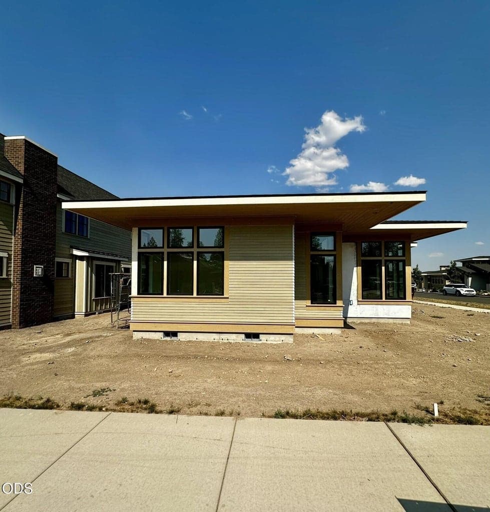 Photo of 1101 Kendrick Place 1 of 11