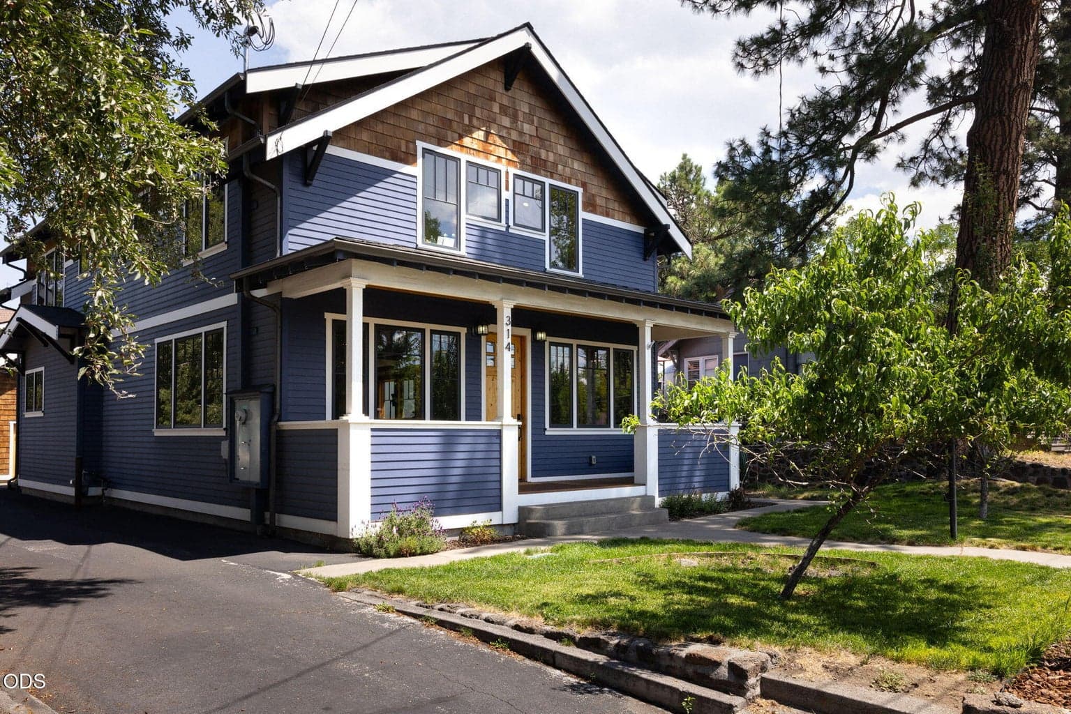 Photo of 314 Georgia Avenue 6 of 57
