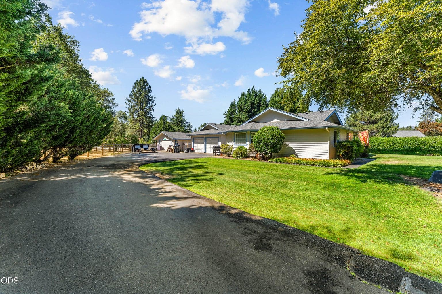Photo of 181 Jo Creek Place 3 of 42