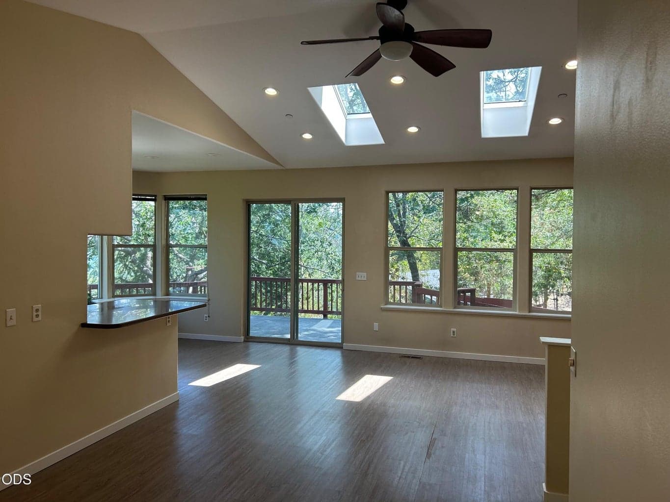 Photo of 279 Alta Avenue 3 of 16