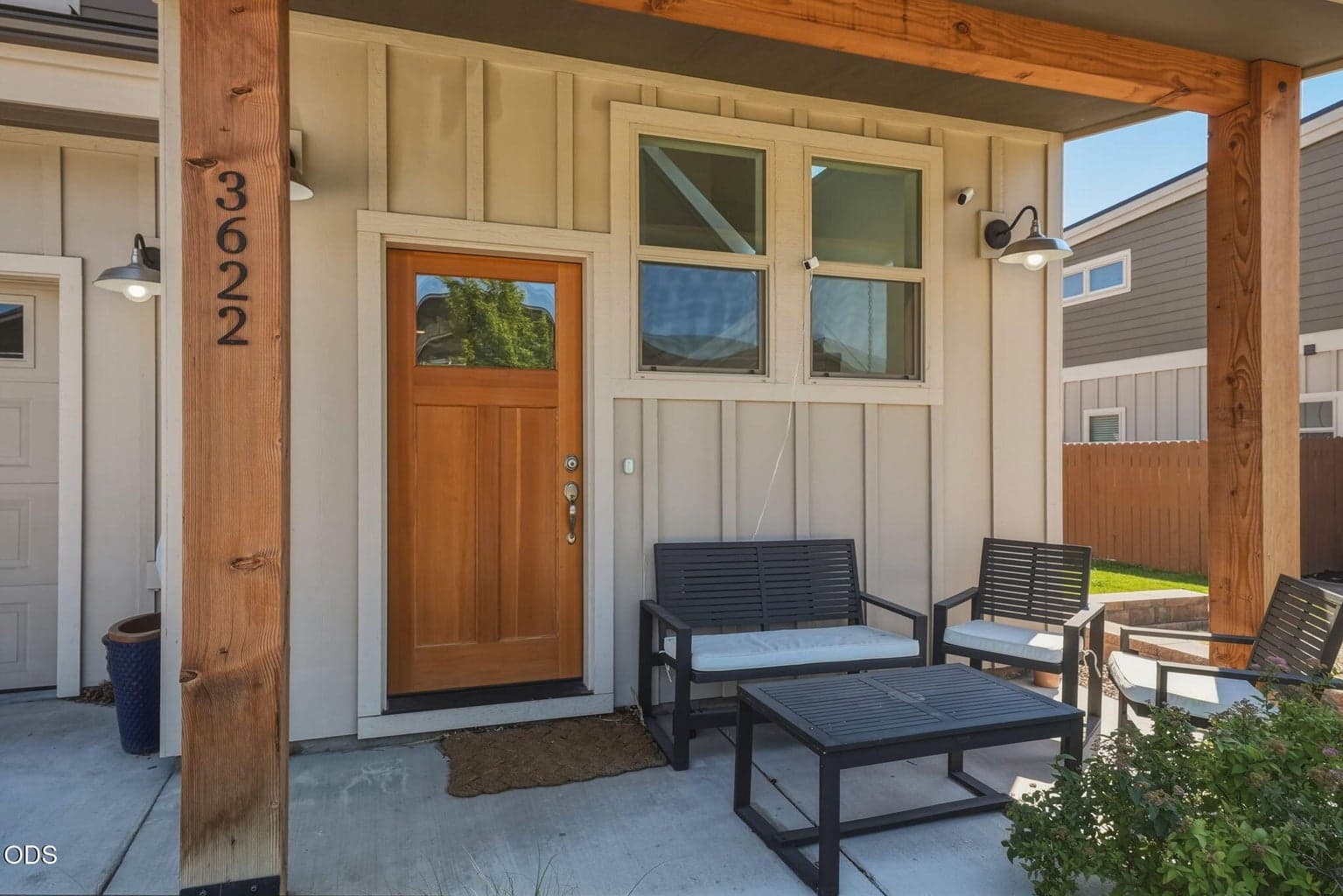 Photo of 3622 Badger Avenue 5 of 58