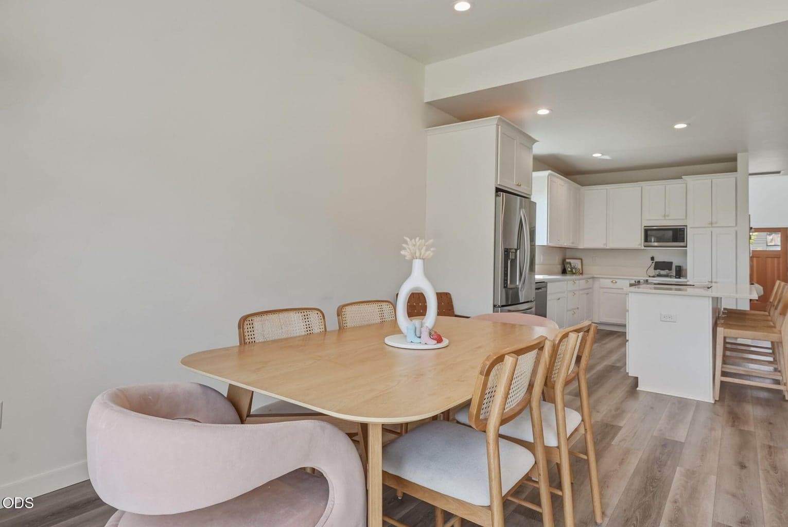 Photo of 3622 SW Badger Avenue 7 of 40