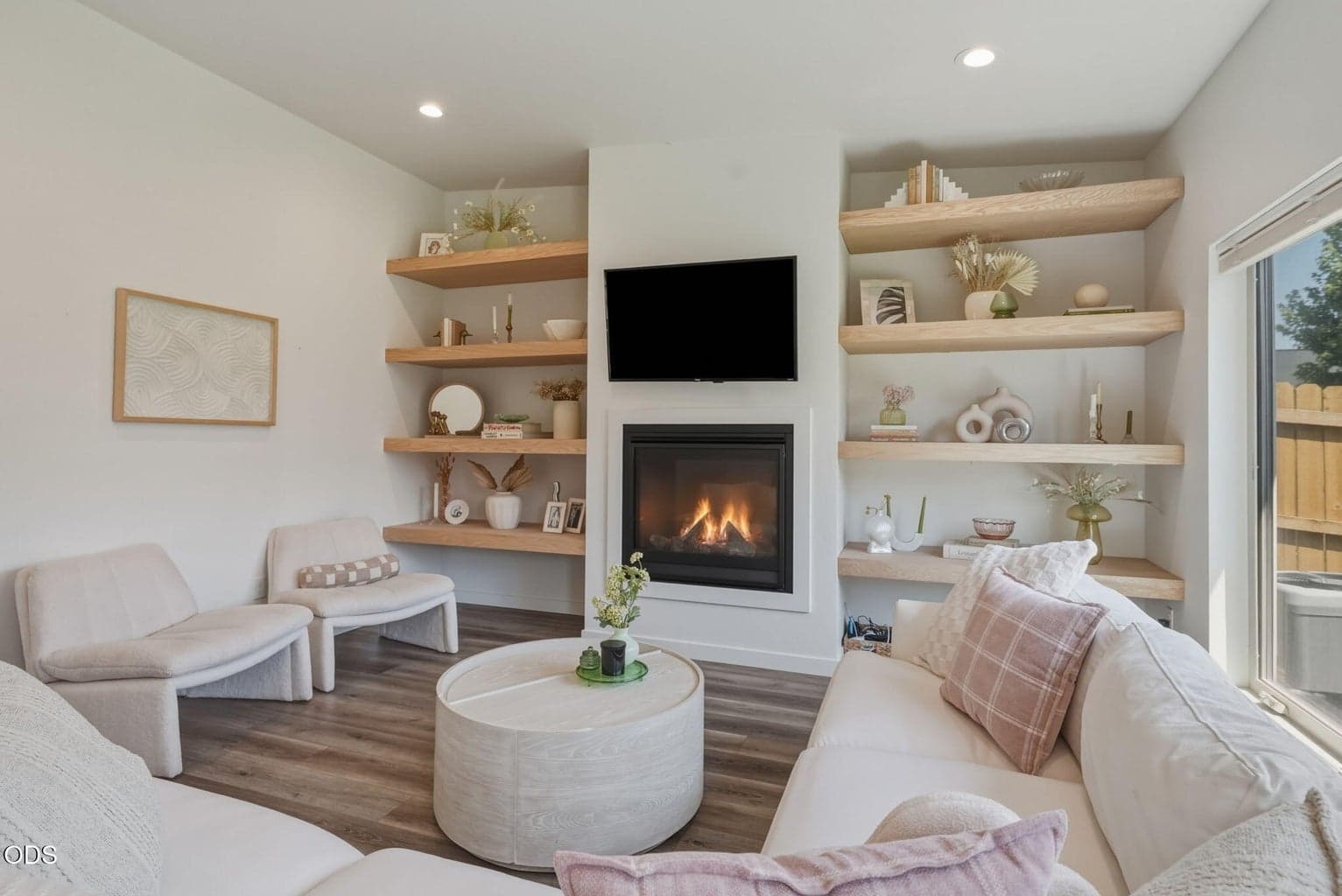 Photo of 3622 SW Badger Avenue 13 of 40