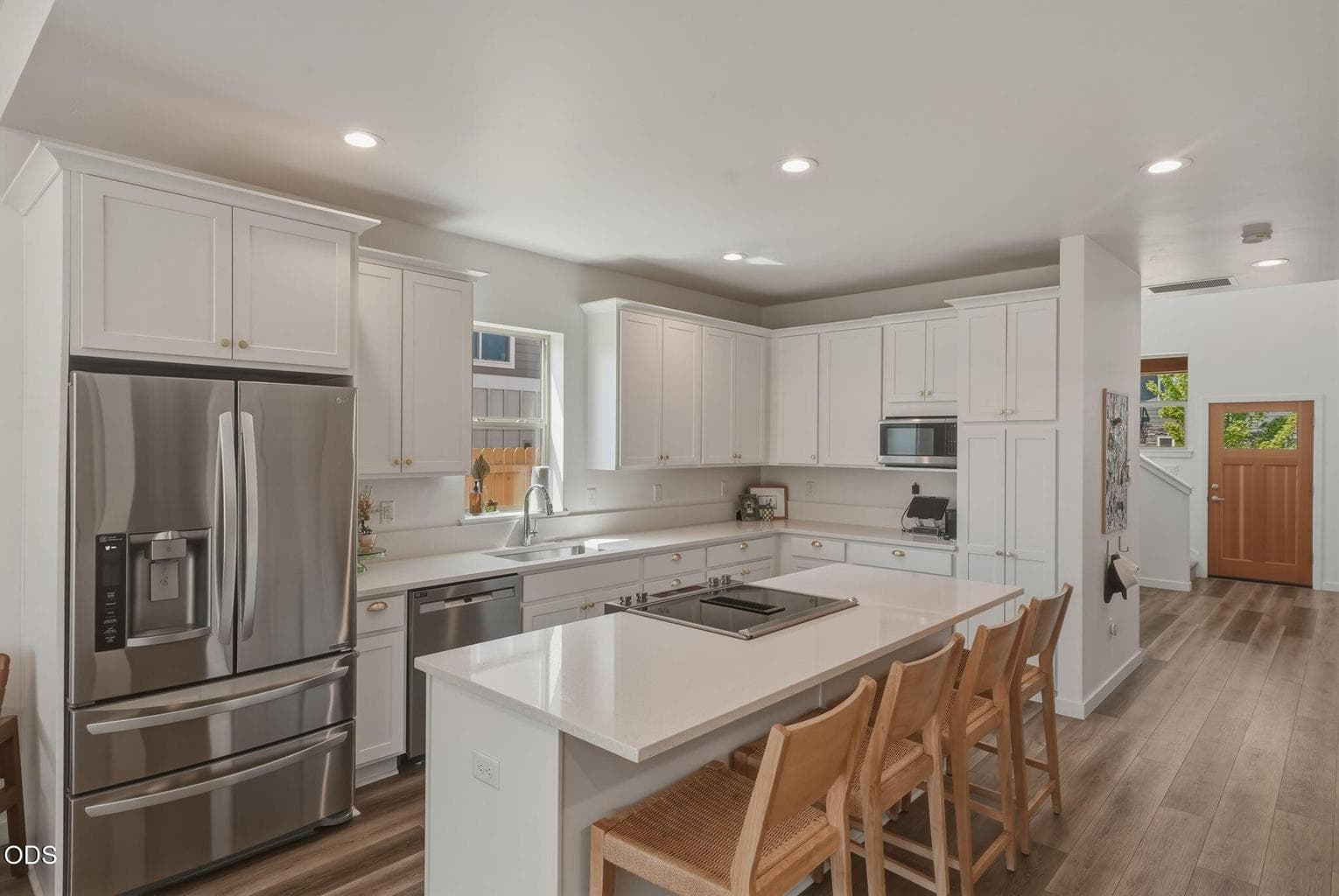 Photo of 3622 SW Badger Avenue 15 of 40