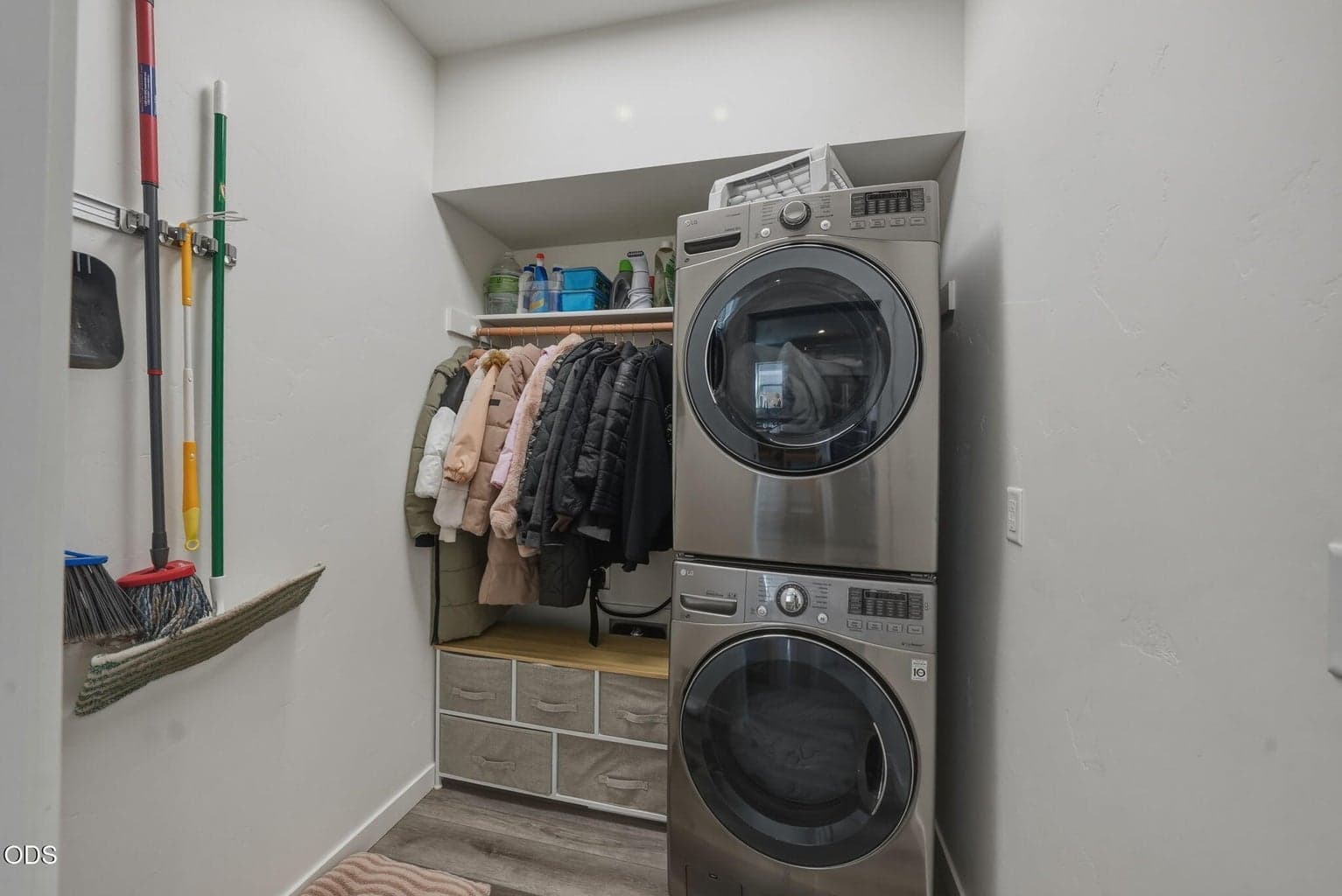 Photo of 3622 SW Badger Avenue 19 of 40
