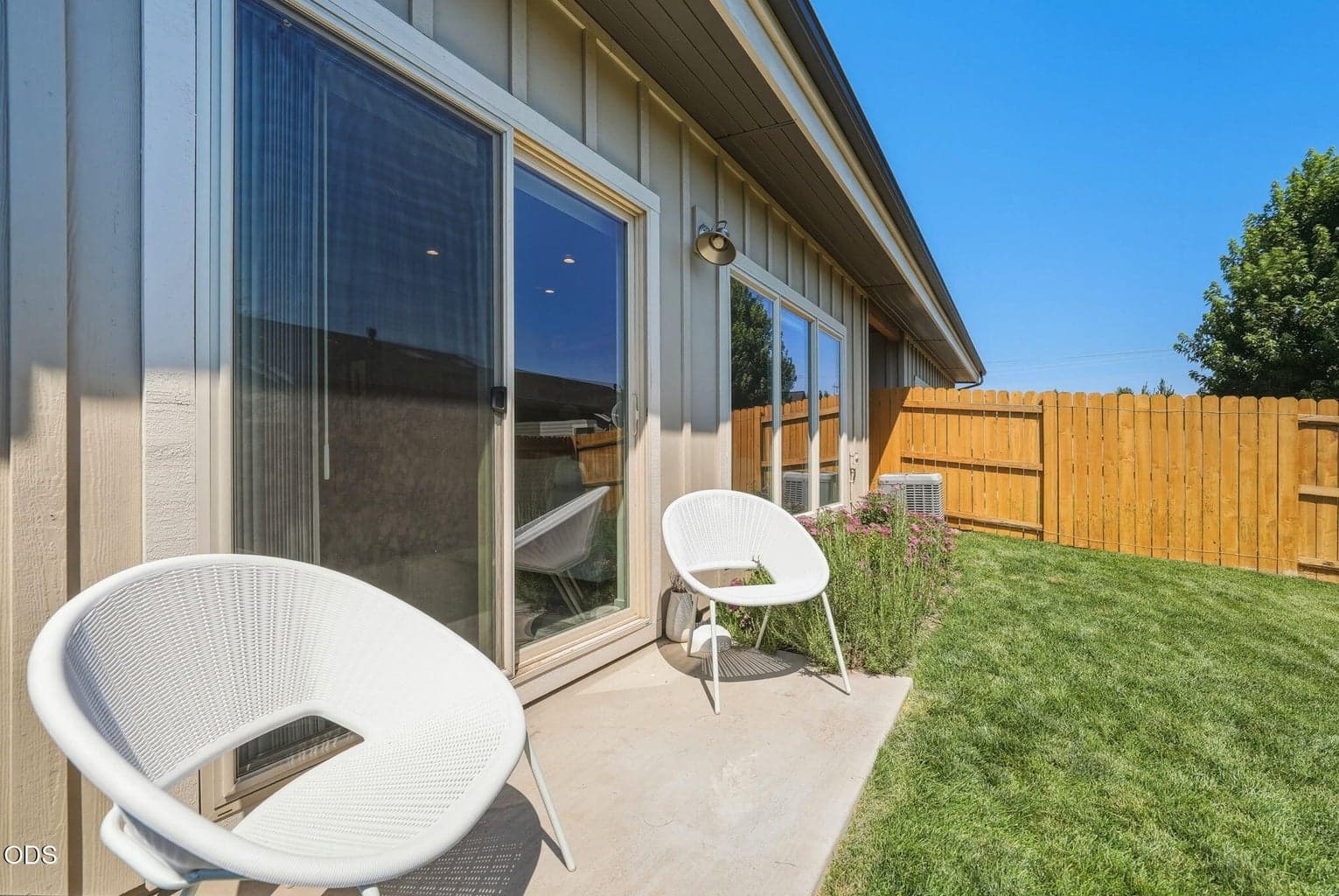 Photo of 3622 SW Badger Avenue 35 of 40