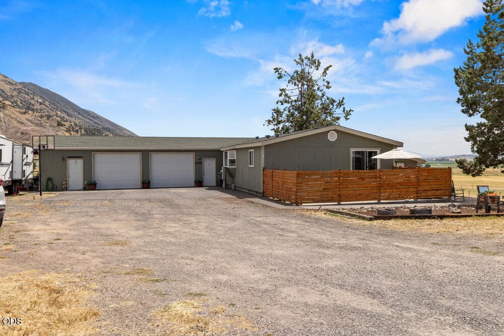 Photo of 11453 Hill Road 3 of 75