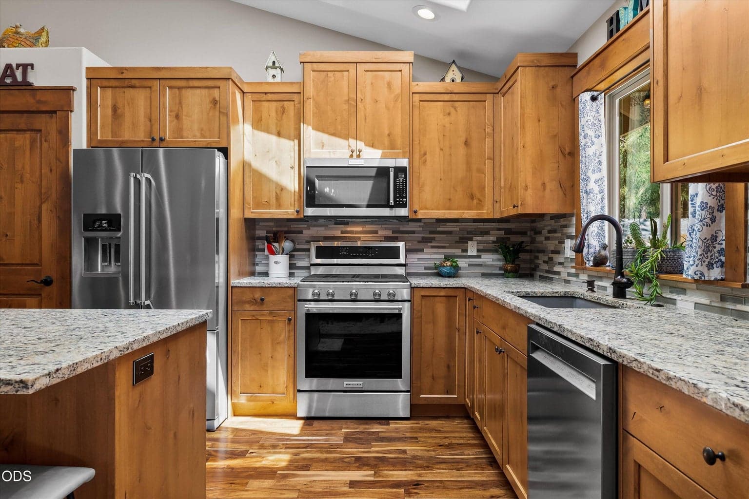 Photo of 60134 Turquoise Road 13 of 50
