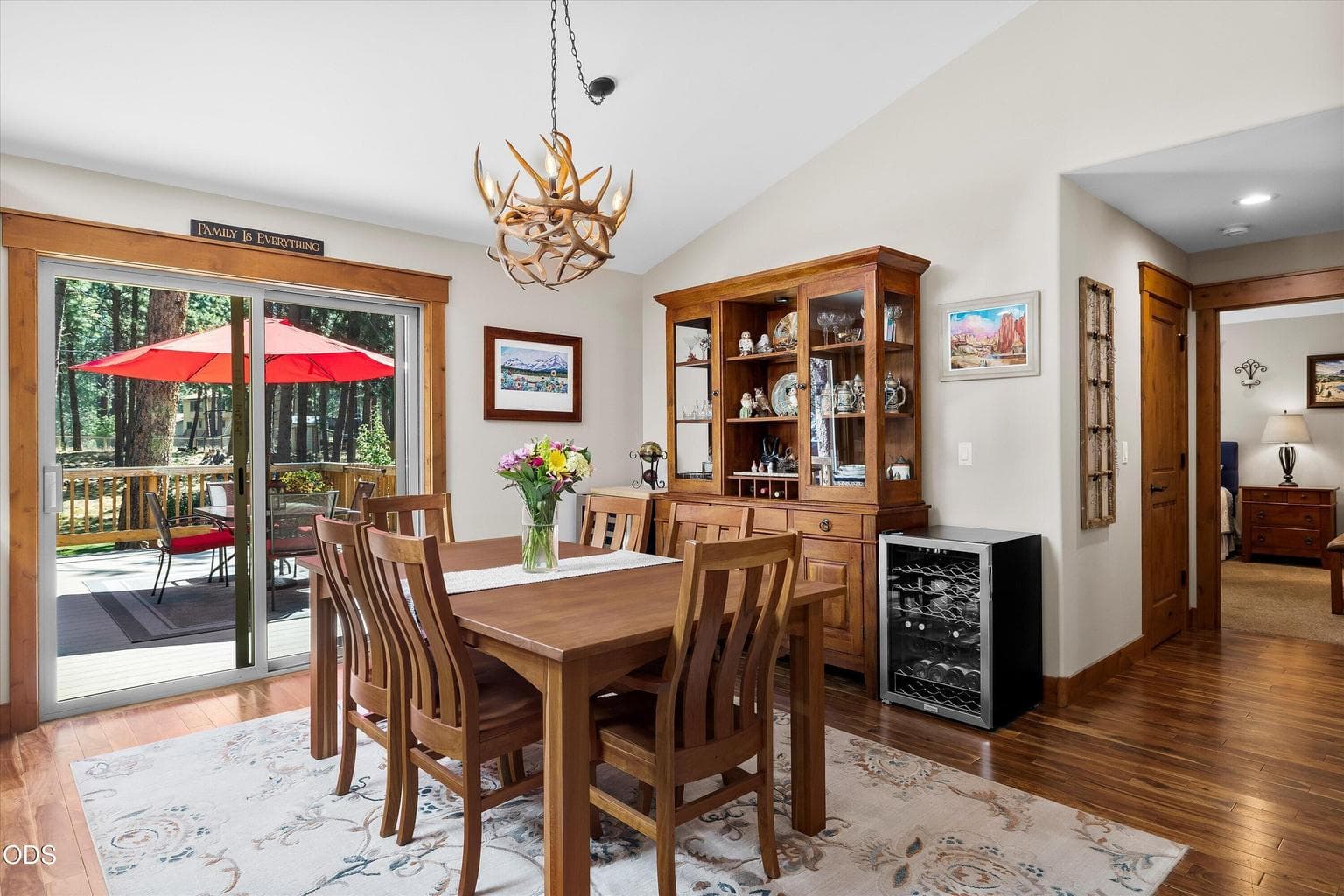 Photo of 60134 Turquoise Road 16 of 50