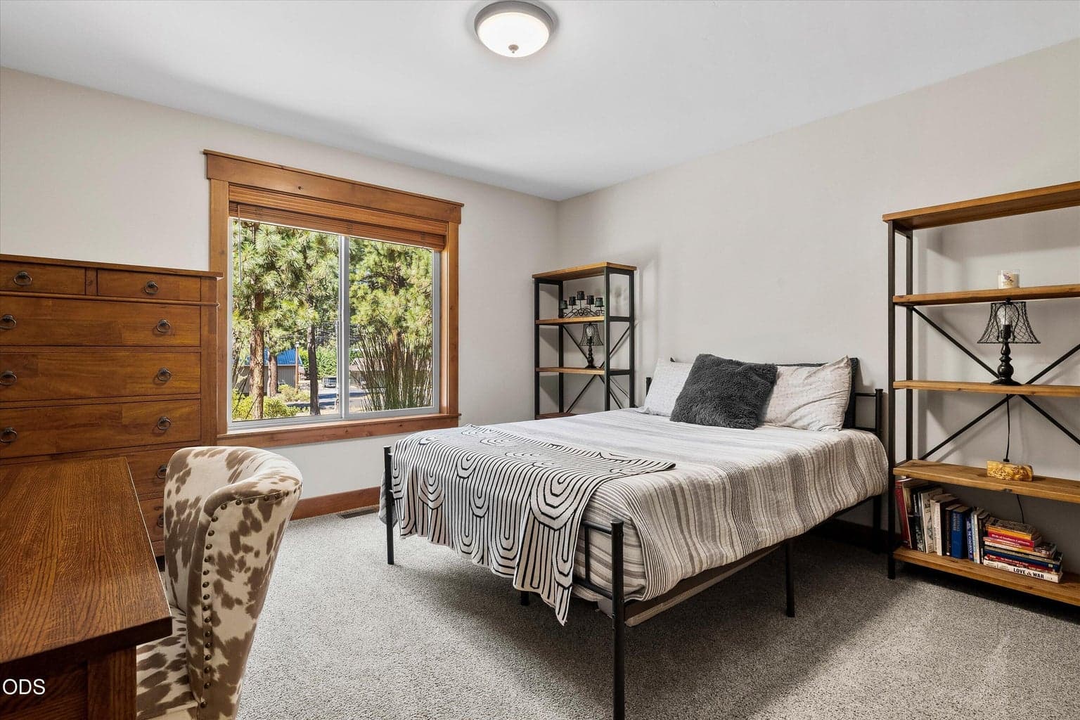 Photo of 60134 Turquoise Road 23 of 50