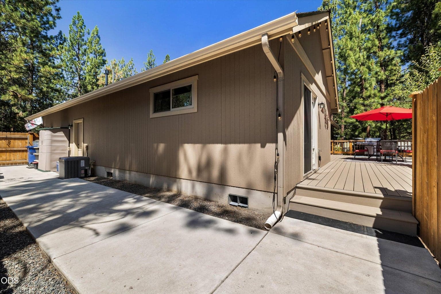 Photo of 60134 Turquoise Road 36 of 50