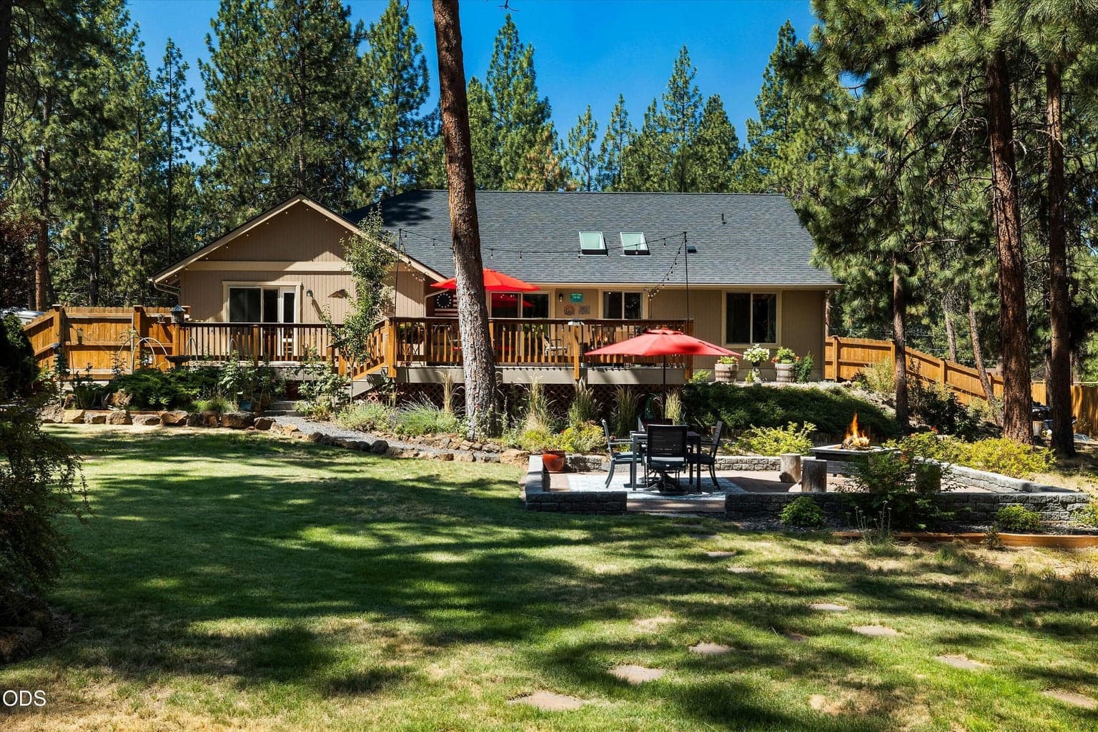 Photo of 60134 Turquoise Road 39 of 50