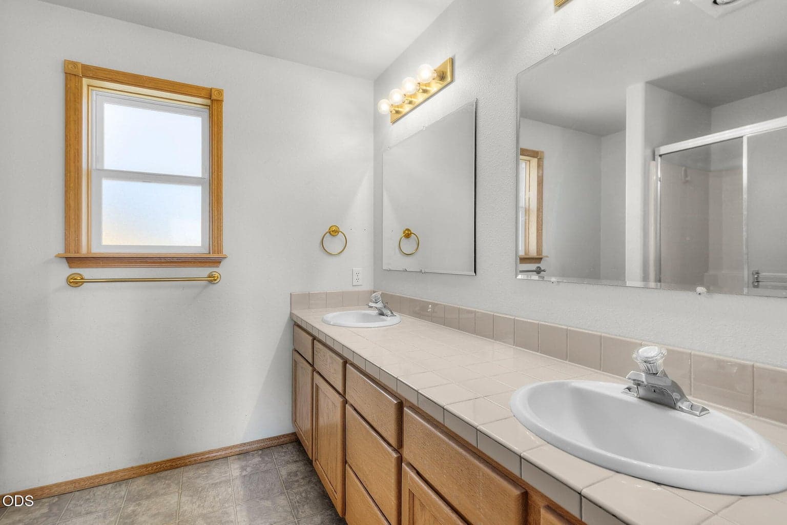 Photo of 3672 SW Volcano Avenue 36 of 38