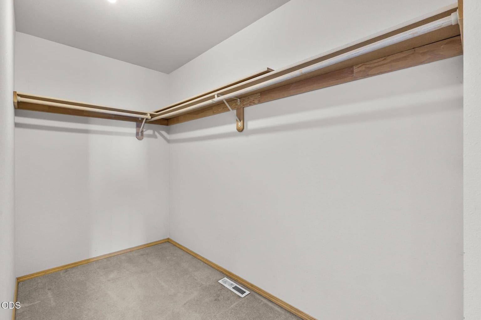 Photo of 3672 SW Volcano Avenue 37 of 38