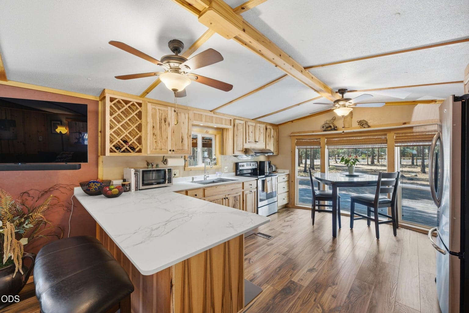 Photo of 16288 Dyke Road 3 of 54