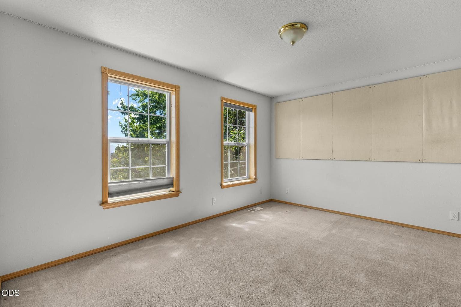 Photo of 3672 SW Volcano Avenue 29 of 38