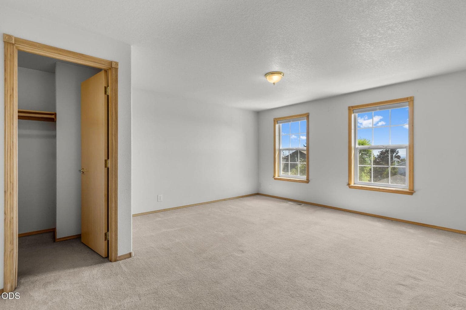 Photo of 3672 SW Volcano Avenue 32 of 38
