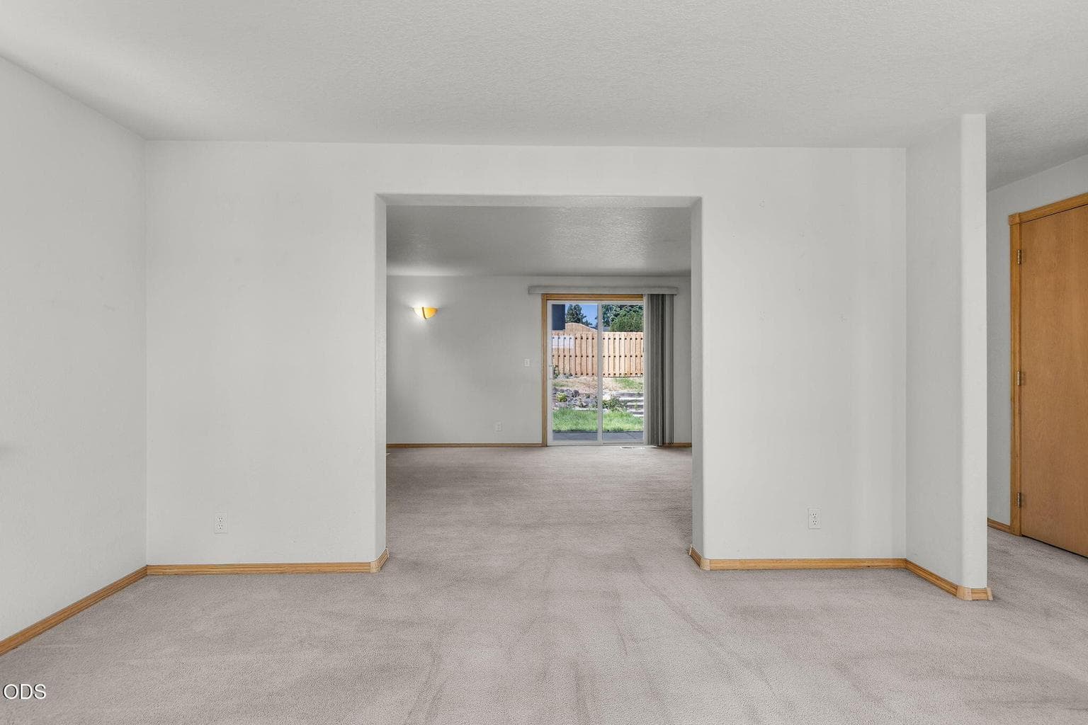 Photo of 3672 SW Volcano Avenue 15 of 38