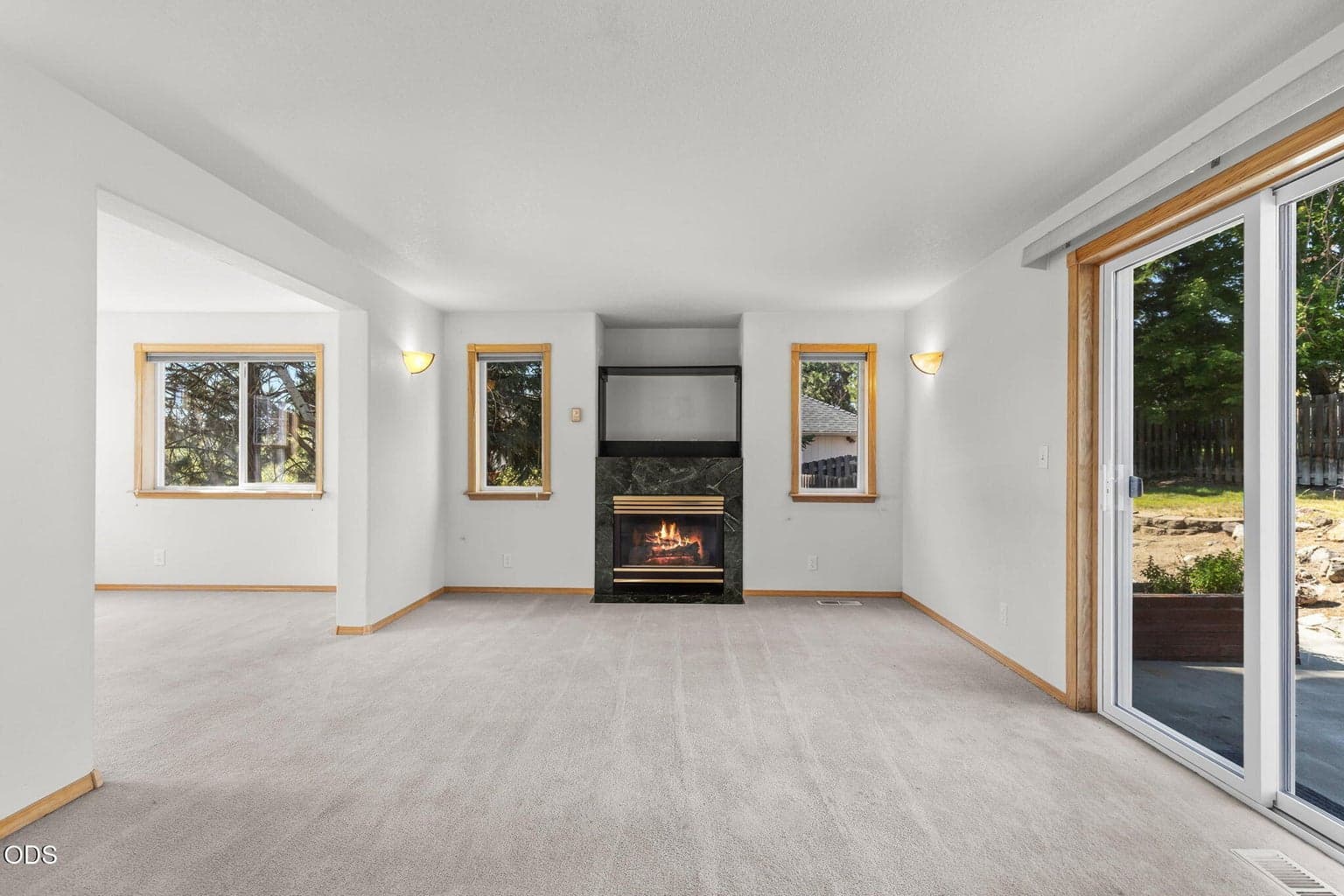 Photo of 3672 SW Volcano Avenue 17 of 38