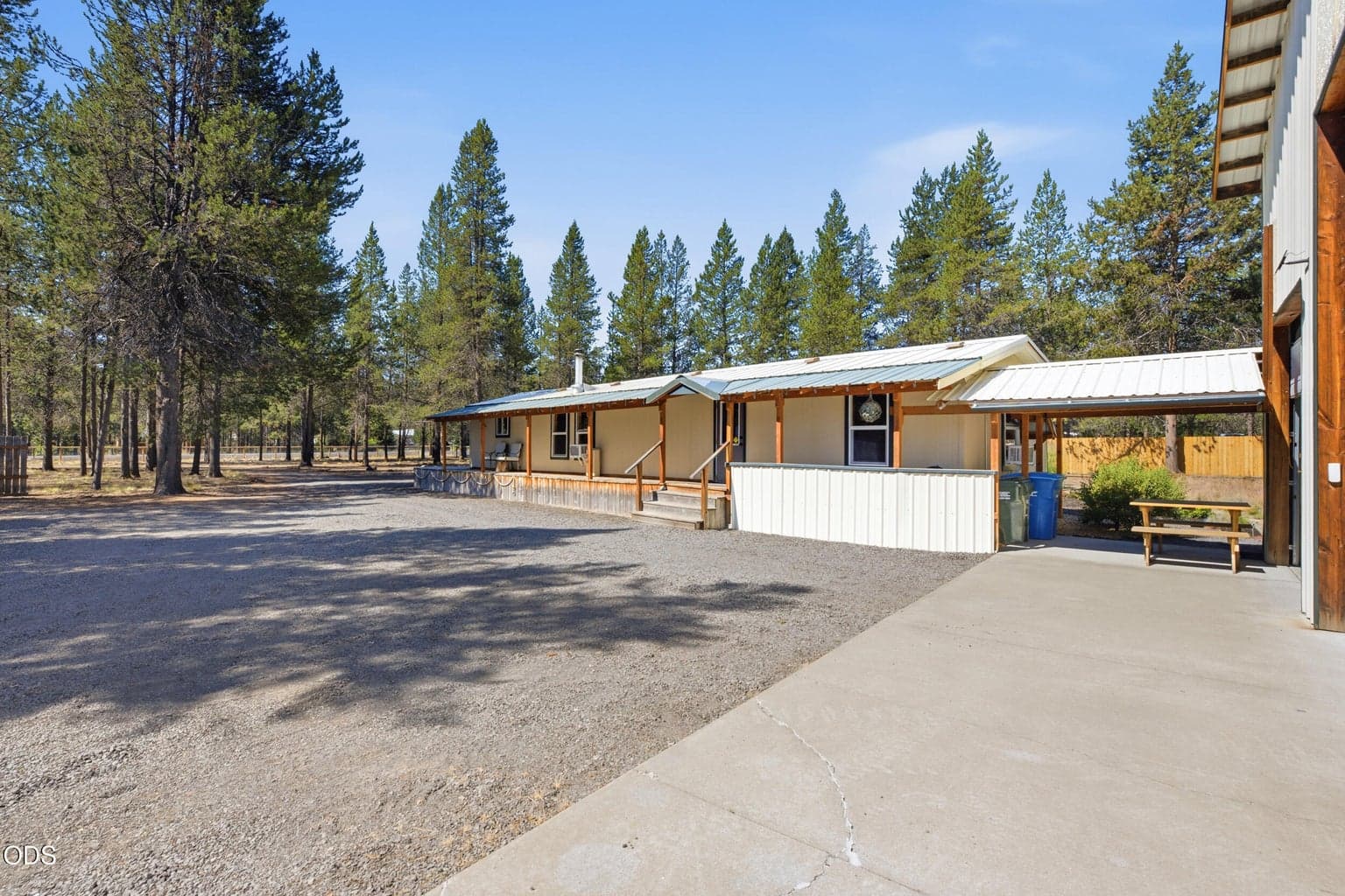 Photo of 16288 Dyke Road 44 of 54