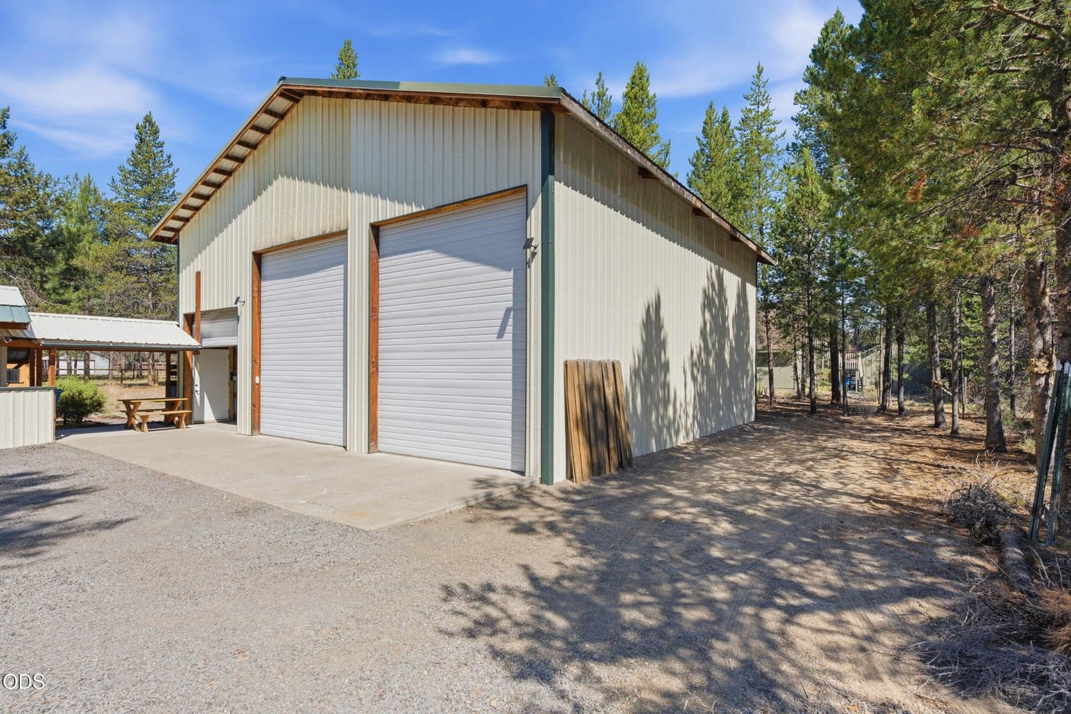 Photo of 16288 Dyke Road 51 of 54