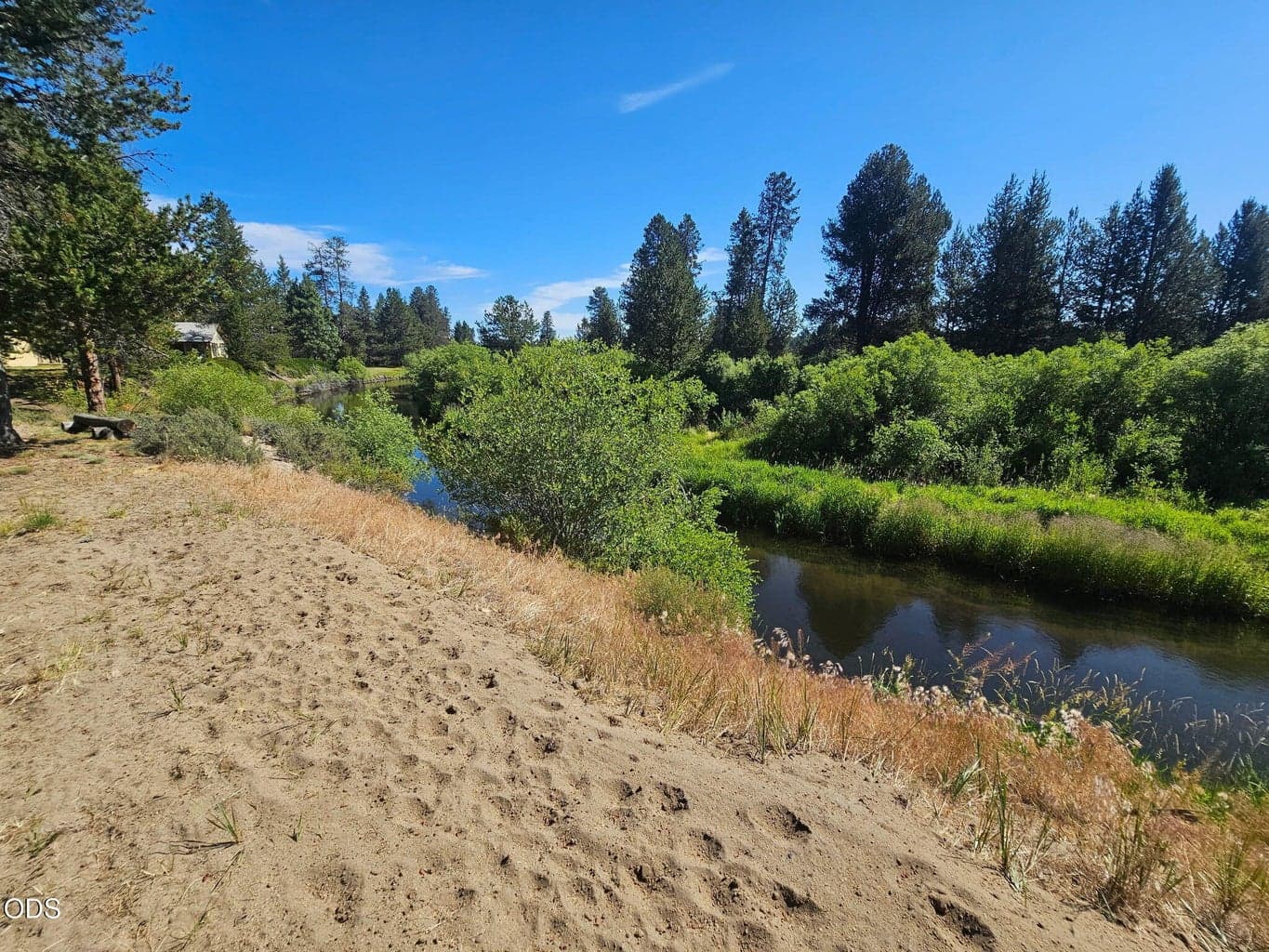 Photo of 53160 Bridge Drive 2 of 4