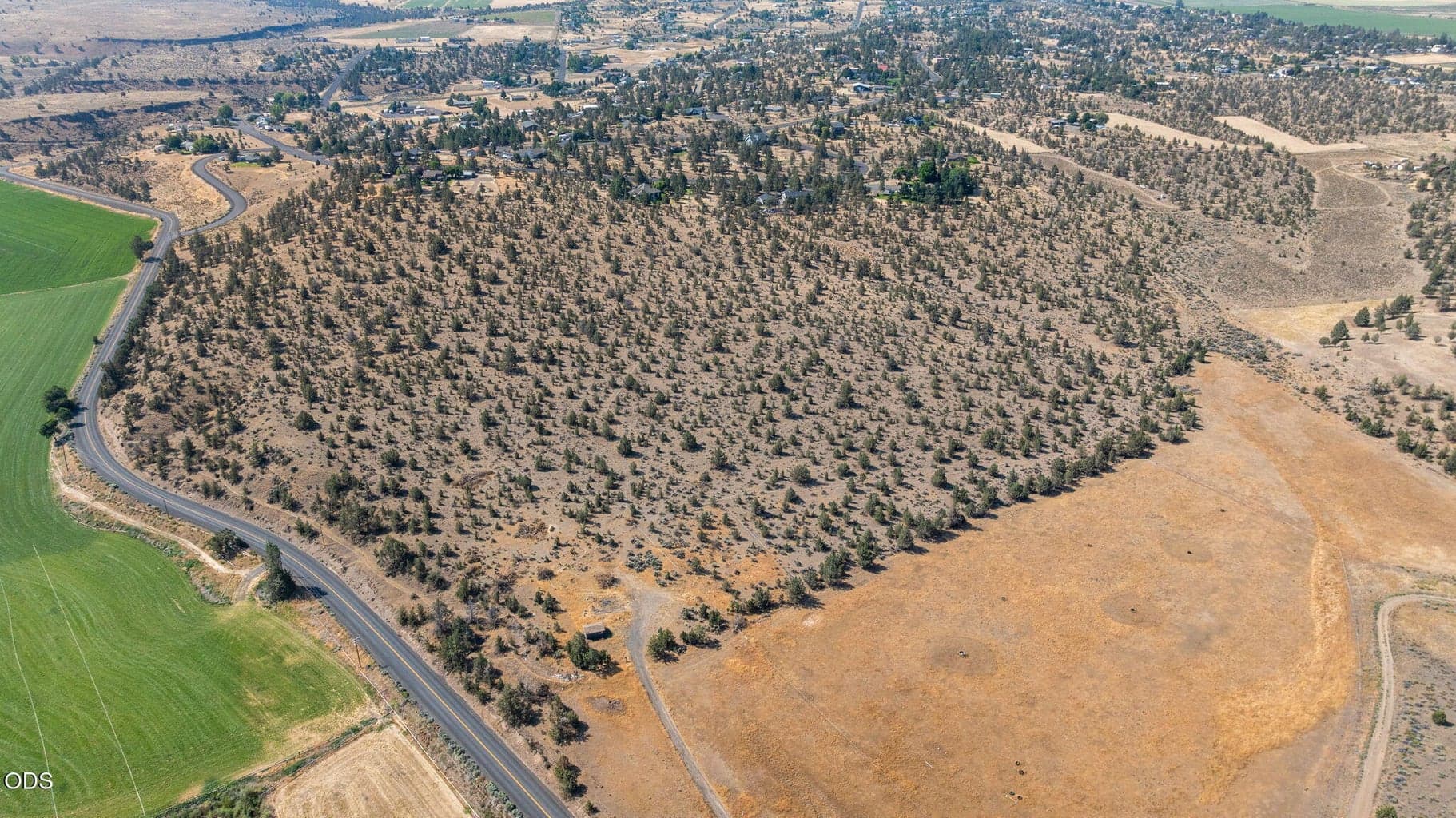 Photo of 1120 SE McTaggart Road 25 of 35
