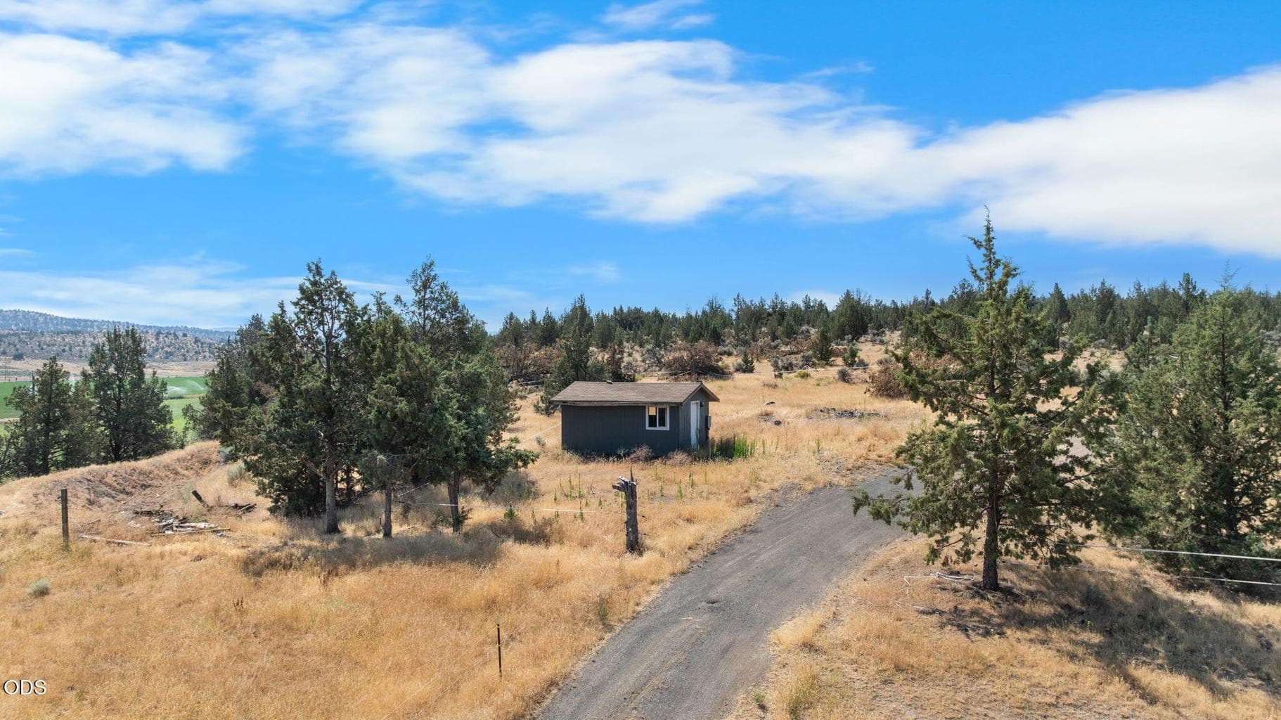 Photo of 1120 SE McTaggart Road 30 of 35