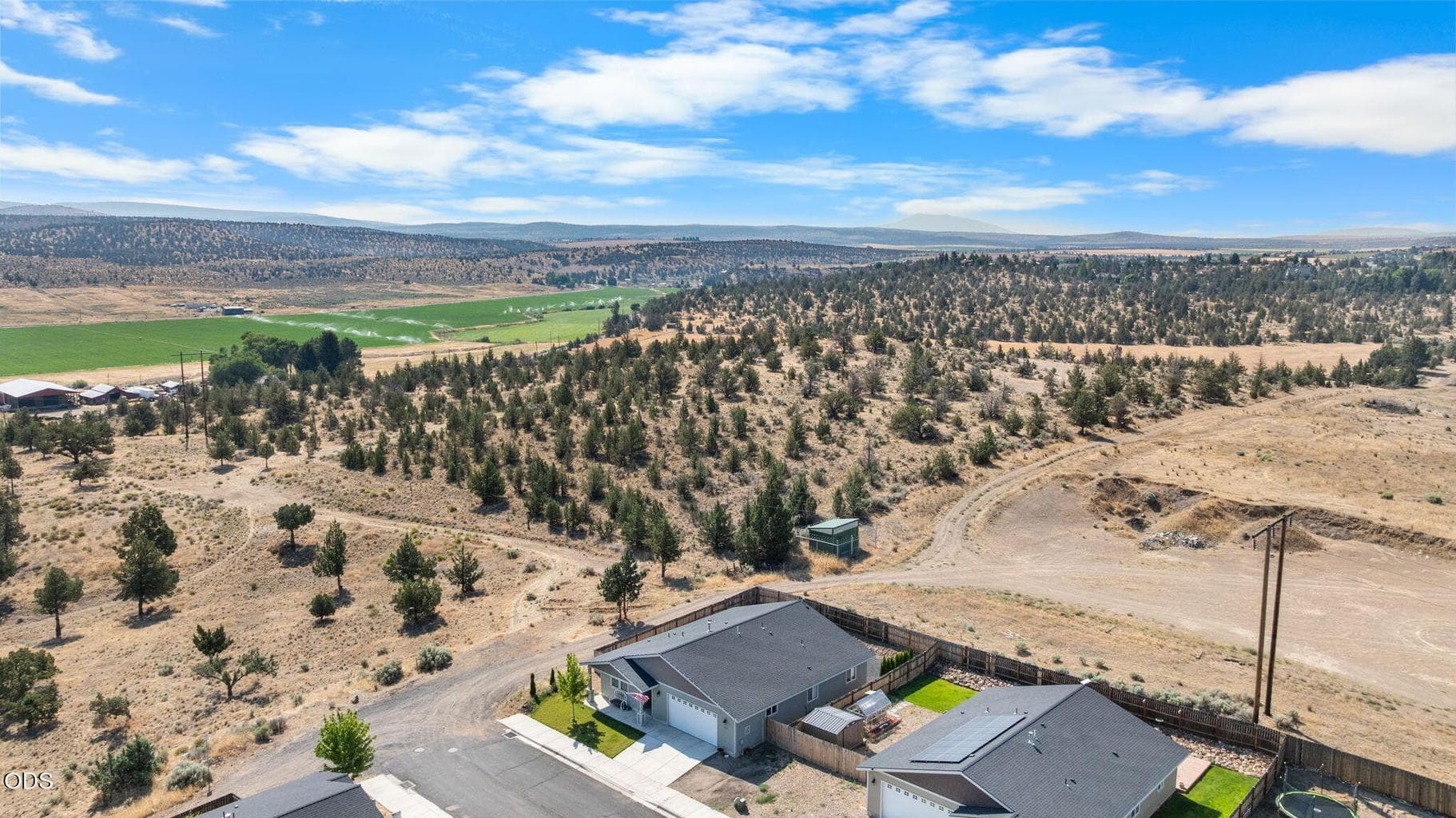 Photo of 1120 SE McTaggart Road 34 of 35