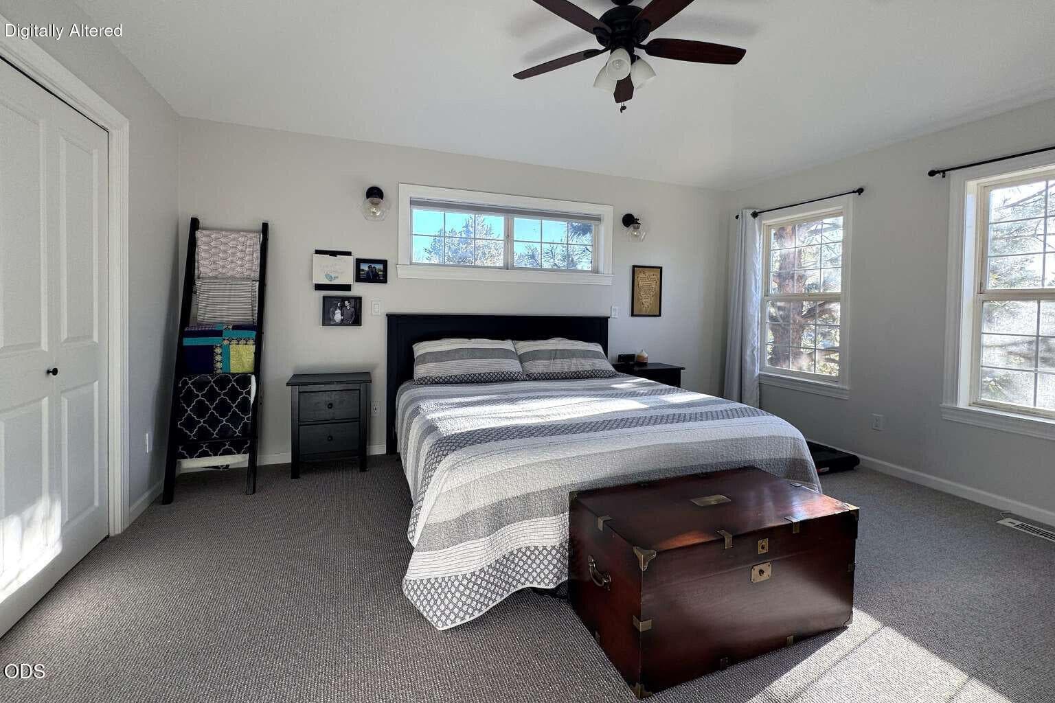 Photo of 1044 SE Baywood Court 13 of 29