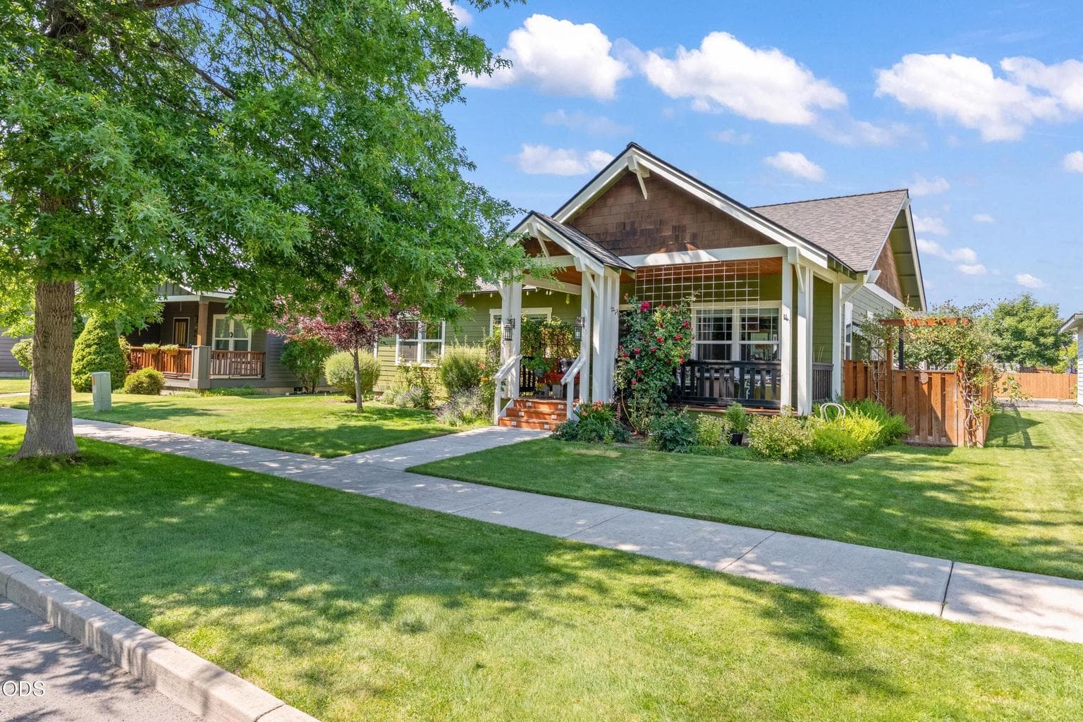 Photo of 1731 Jackpine Avenue 1 of 23
