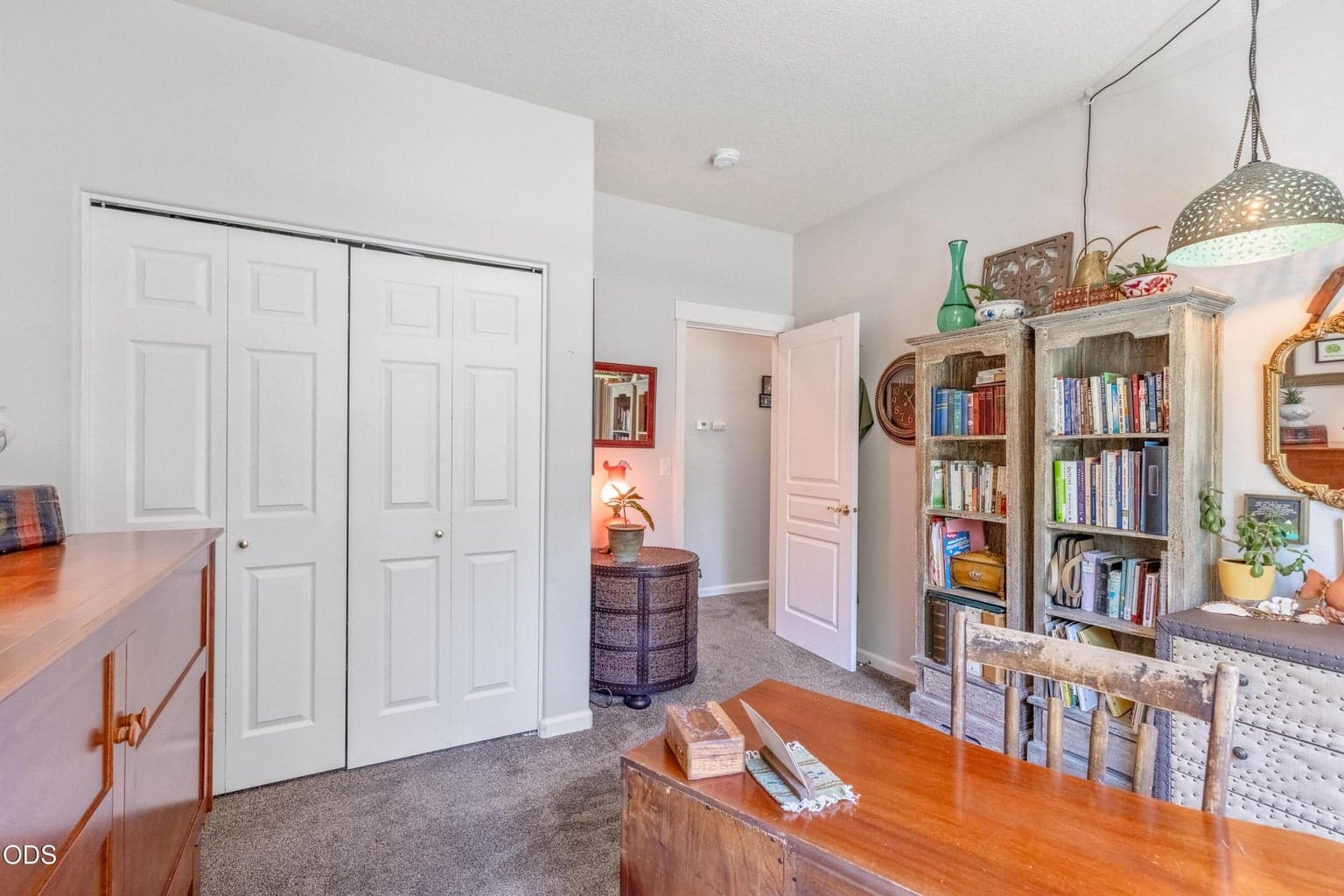 Photo of 1731 NW Jackpine Avenue 16 of 23