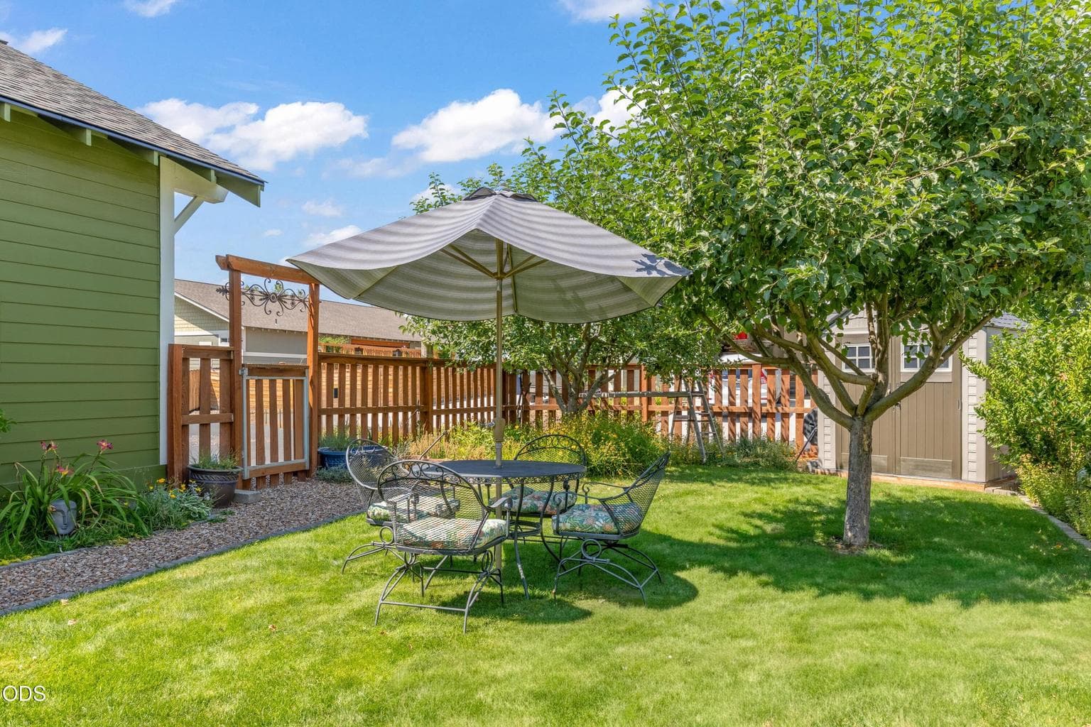 Photo of 1731 NW Jackpine Avenue 23 of 23