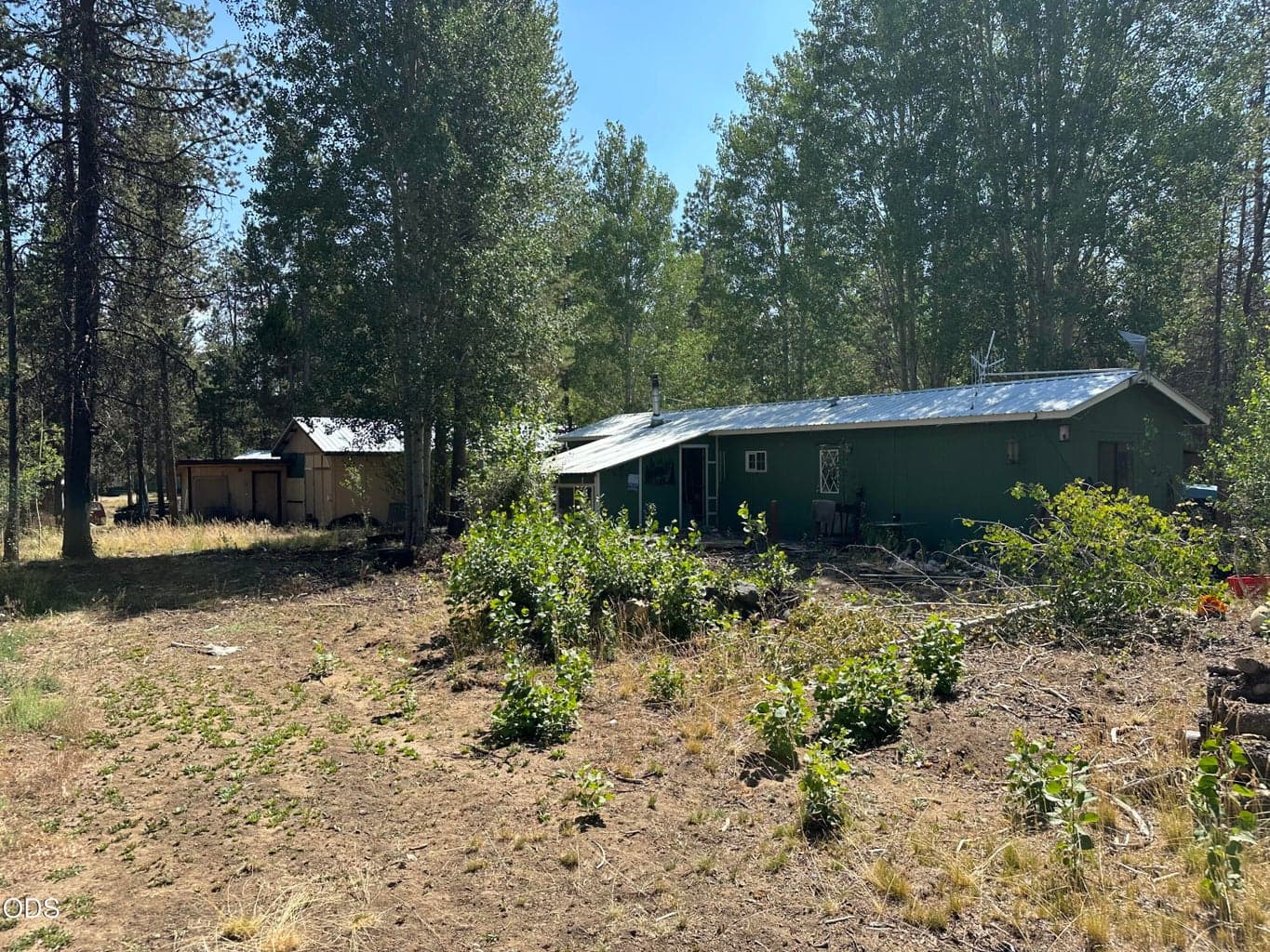 Photo of 52684 Antler Lane 5 of 27