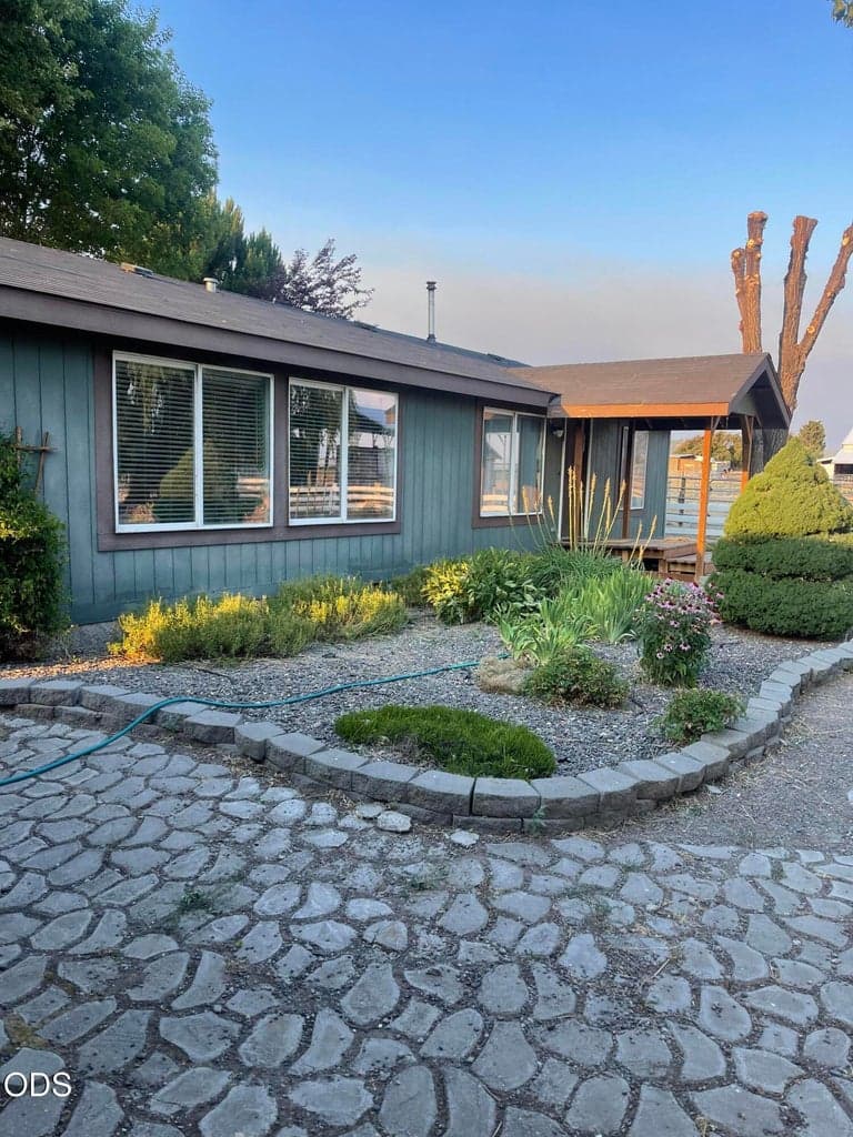 Photo of 4565 Gerke Road 1 of 5