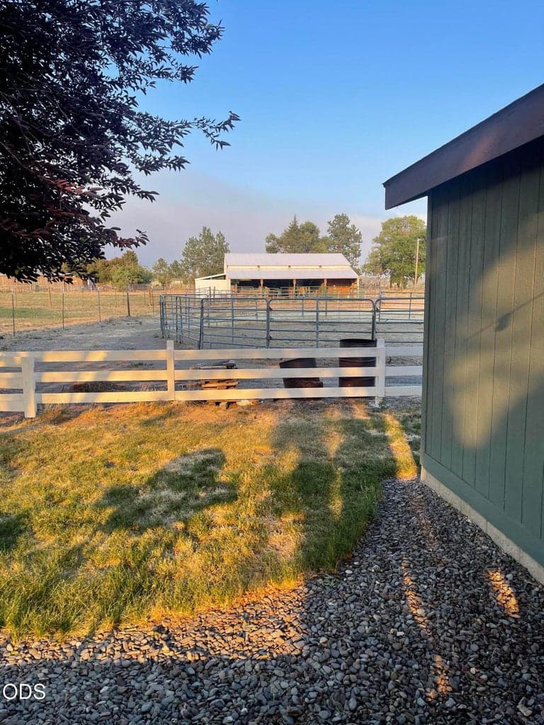 Photo of 4565 Gerke Road 3 of 5