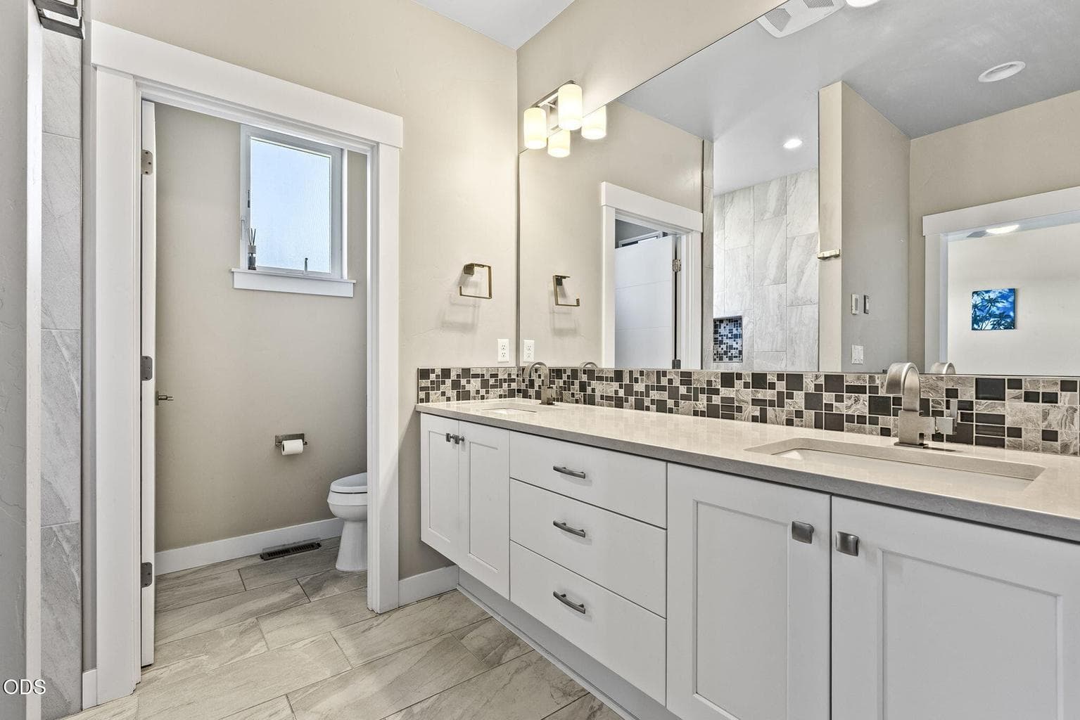 Photo of 3480 SW 45th Street 30 of 52